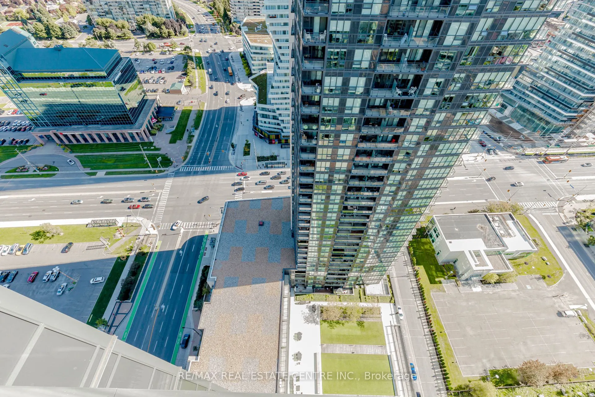 510 Curran Place, #3402