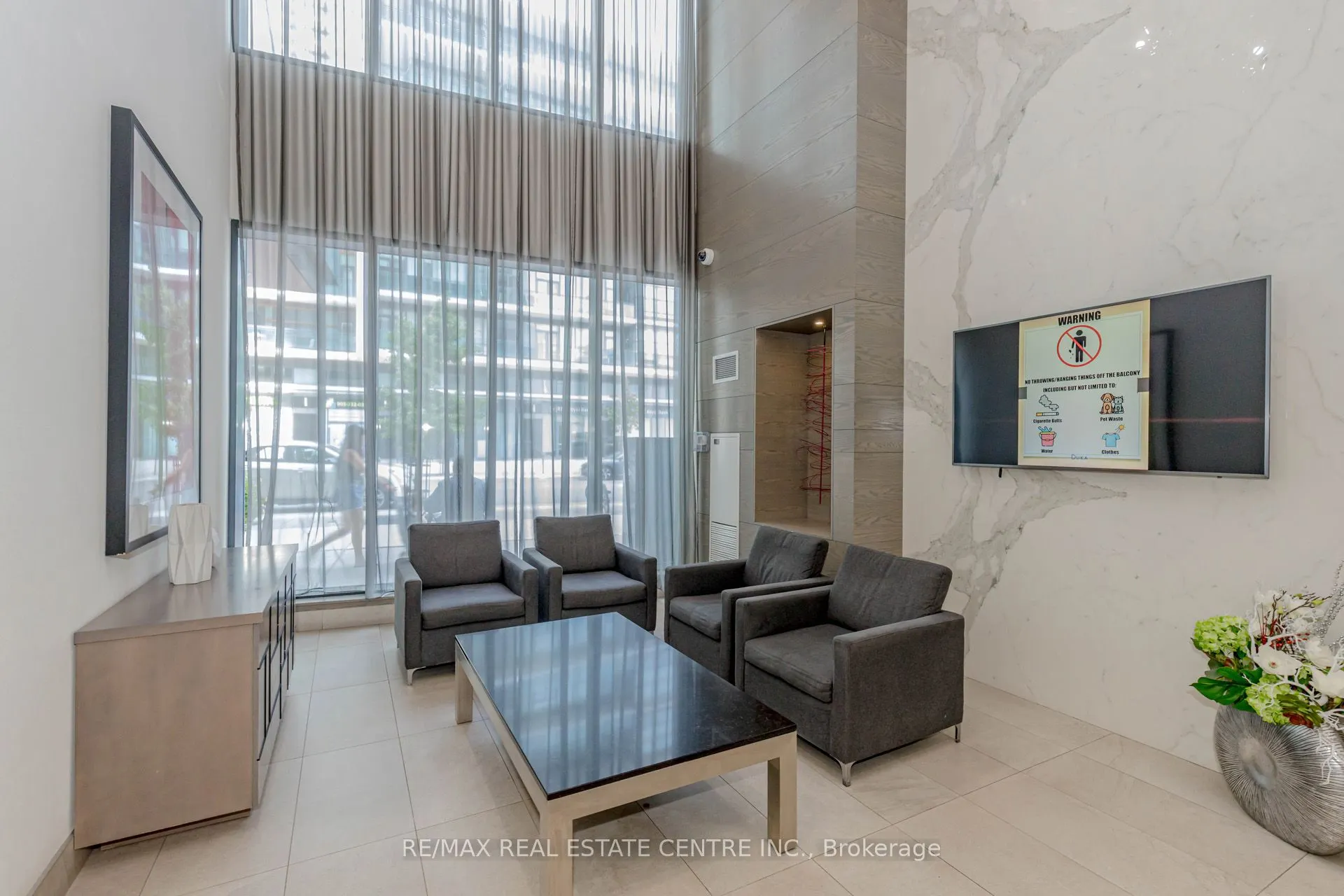 510 Curran Place, #3402