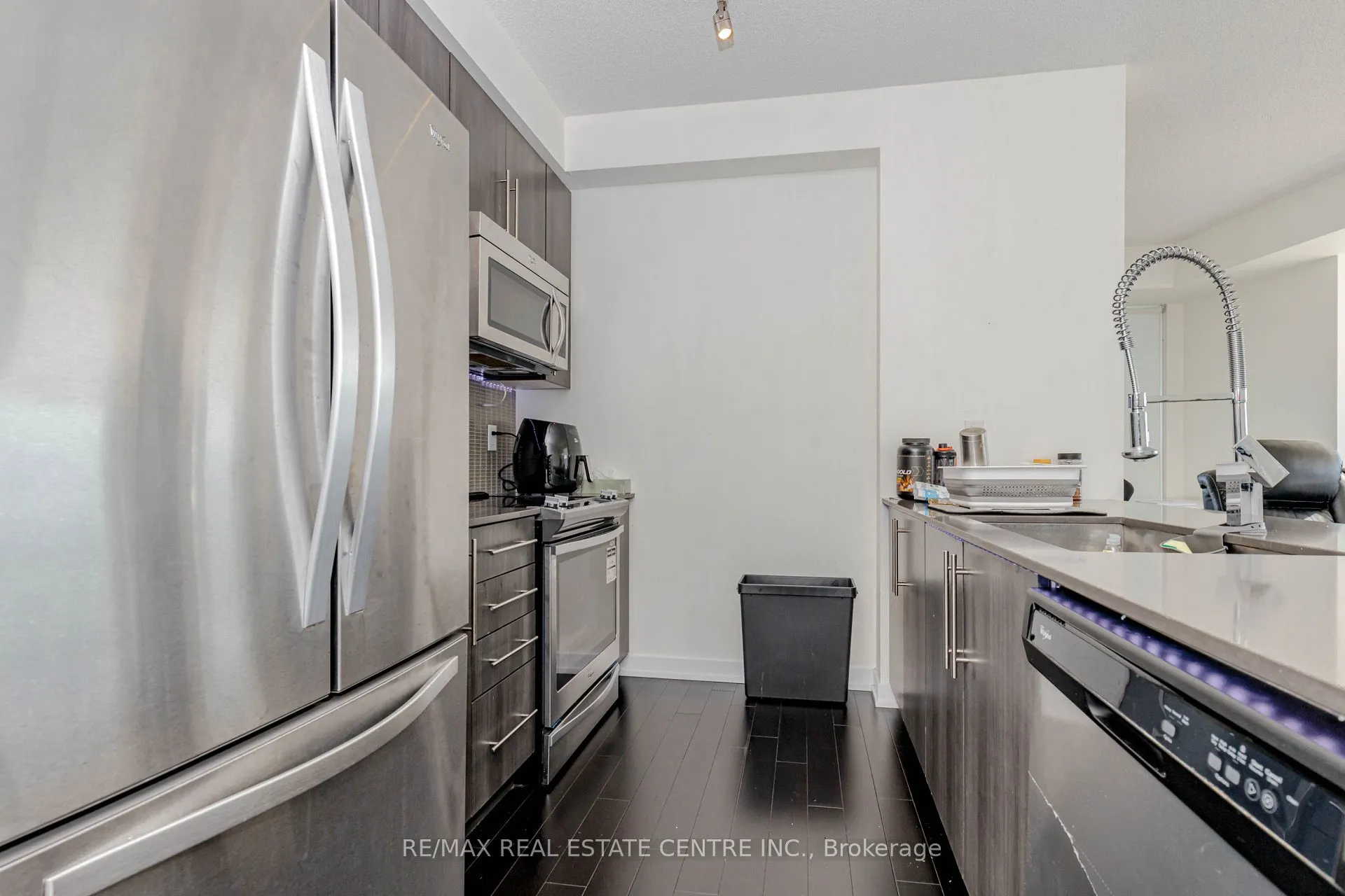 510 Curran Place, #3402