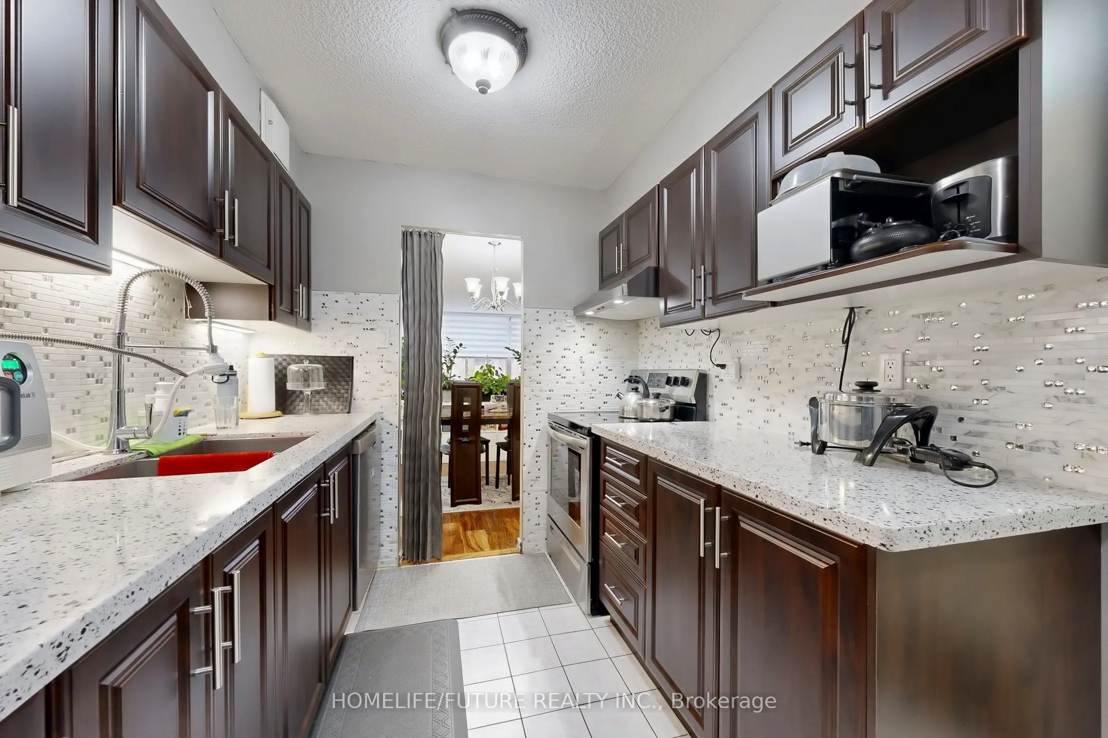 10 Tobermory Drive, #409
