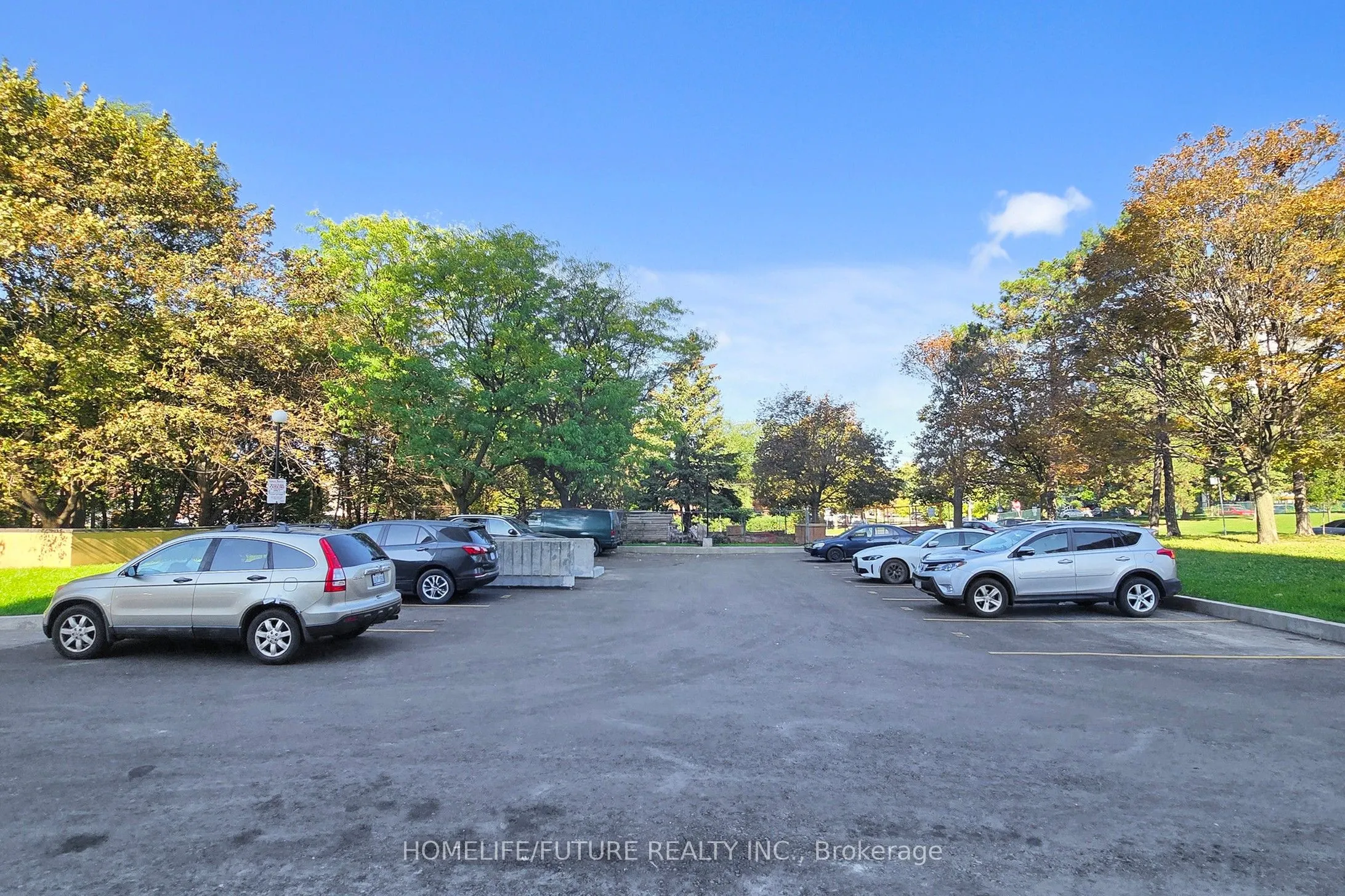 10 Tobermory Drive, #409