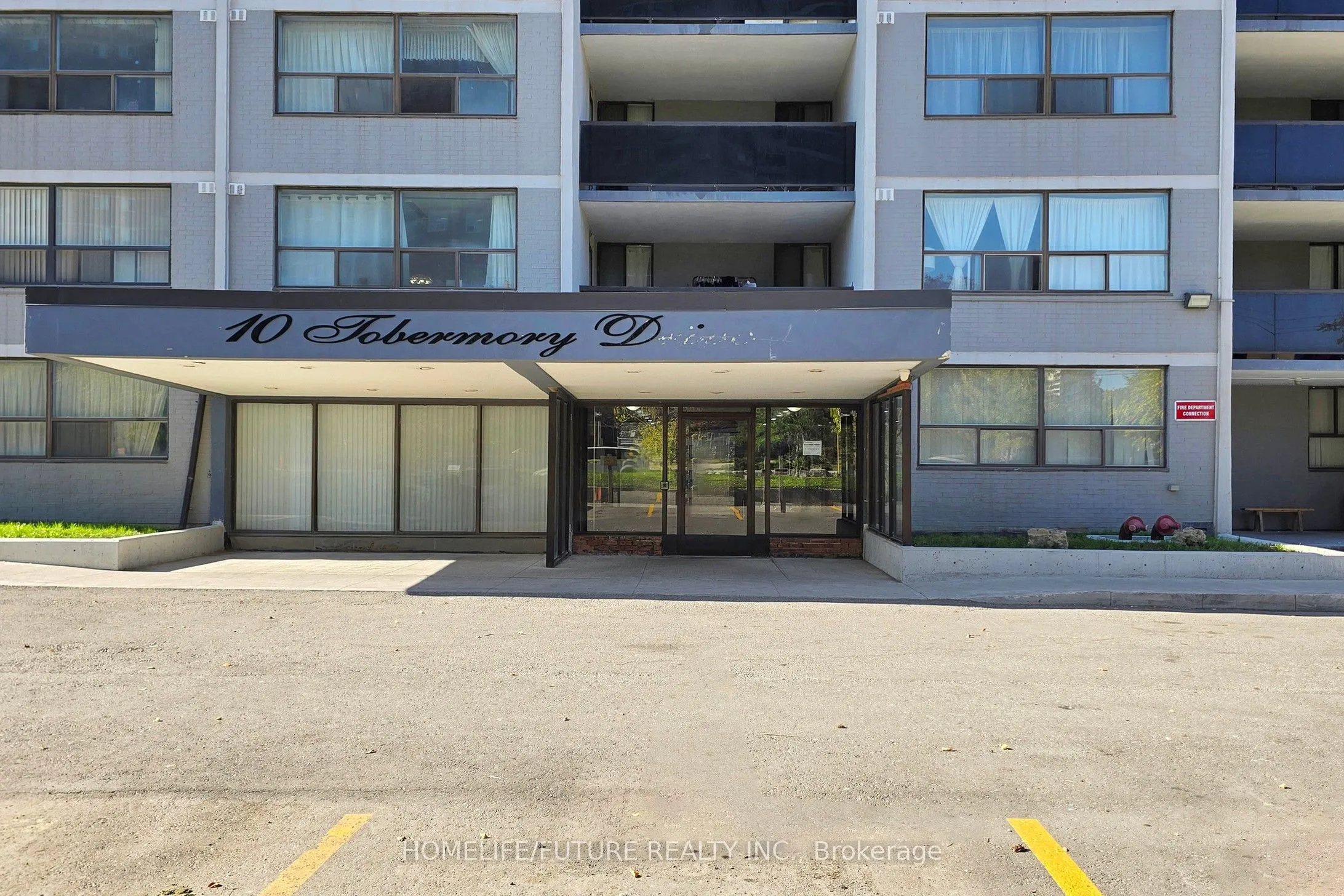 10 Tobermory Drive, #409