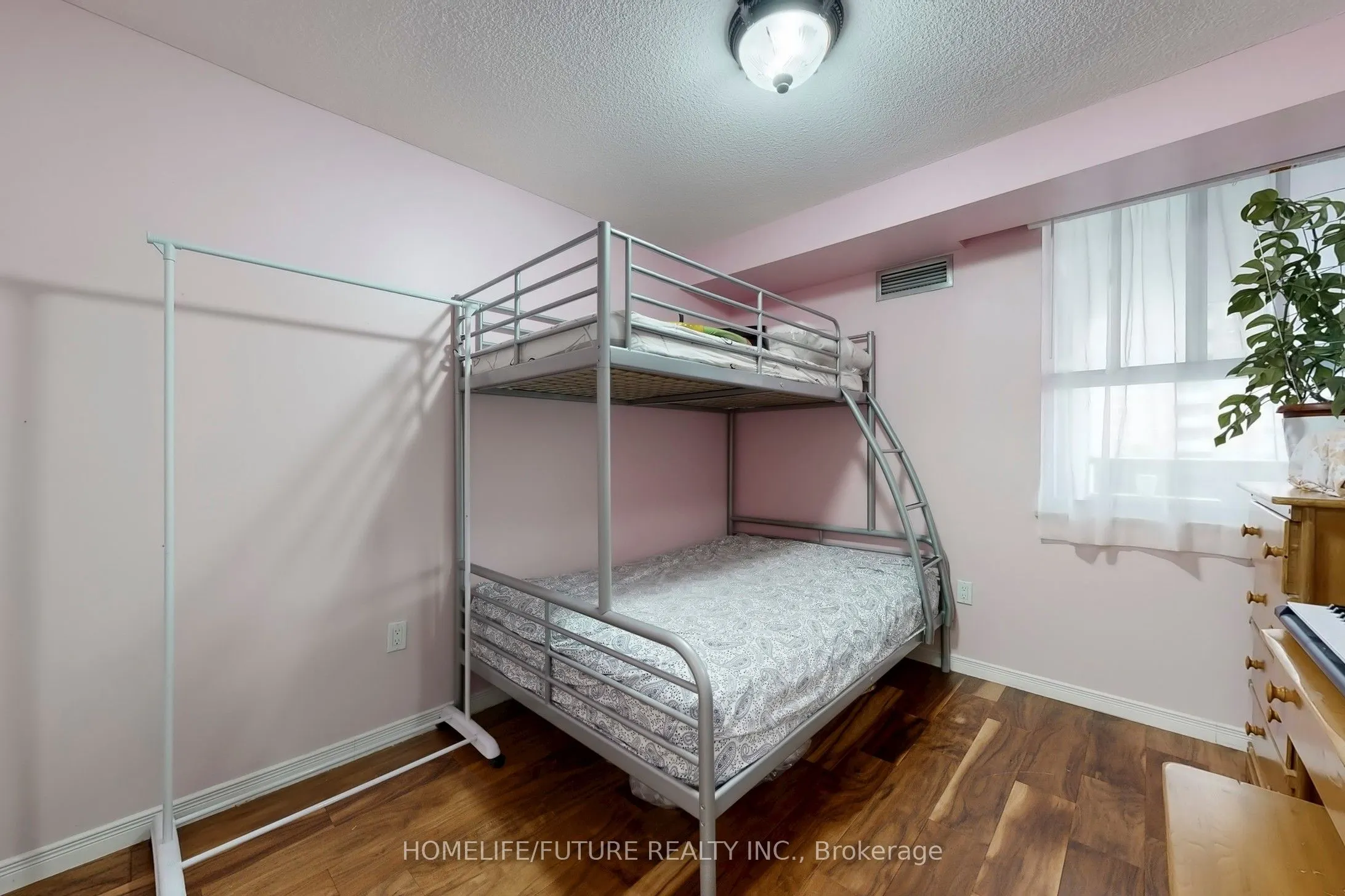 10 Tobermory Drive, #409