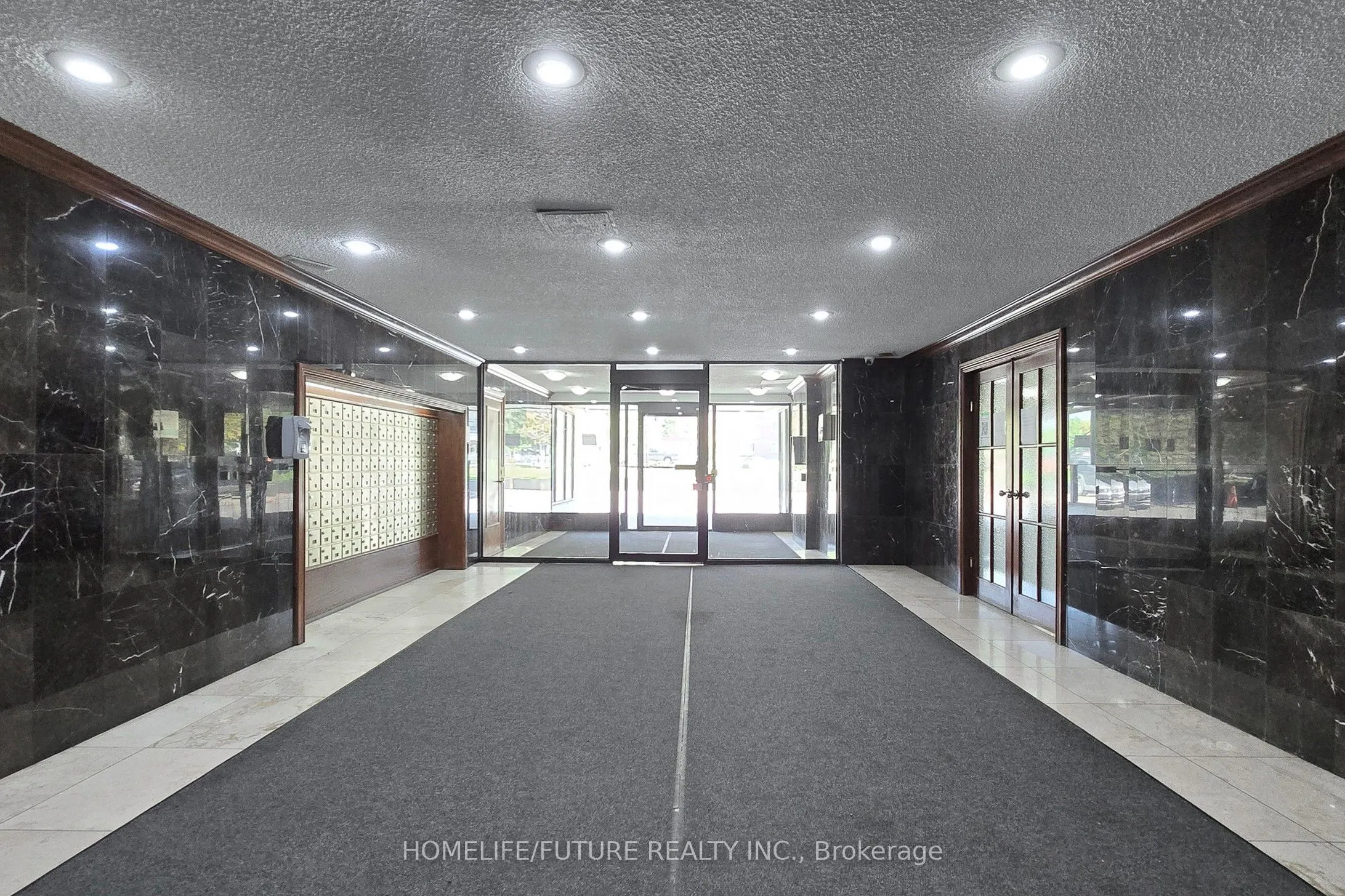 10 Tobermory Drive, #409