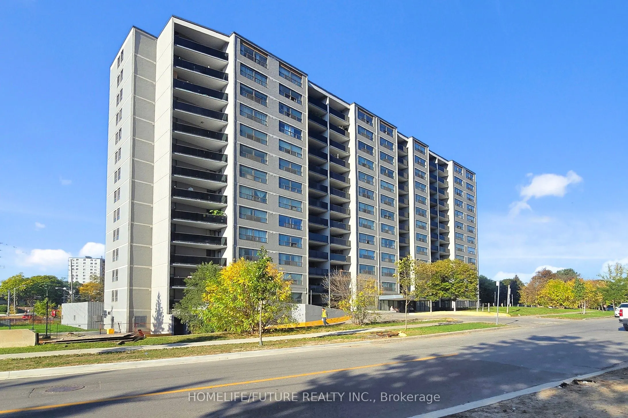 10 Tobermory Drive, #409
