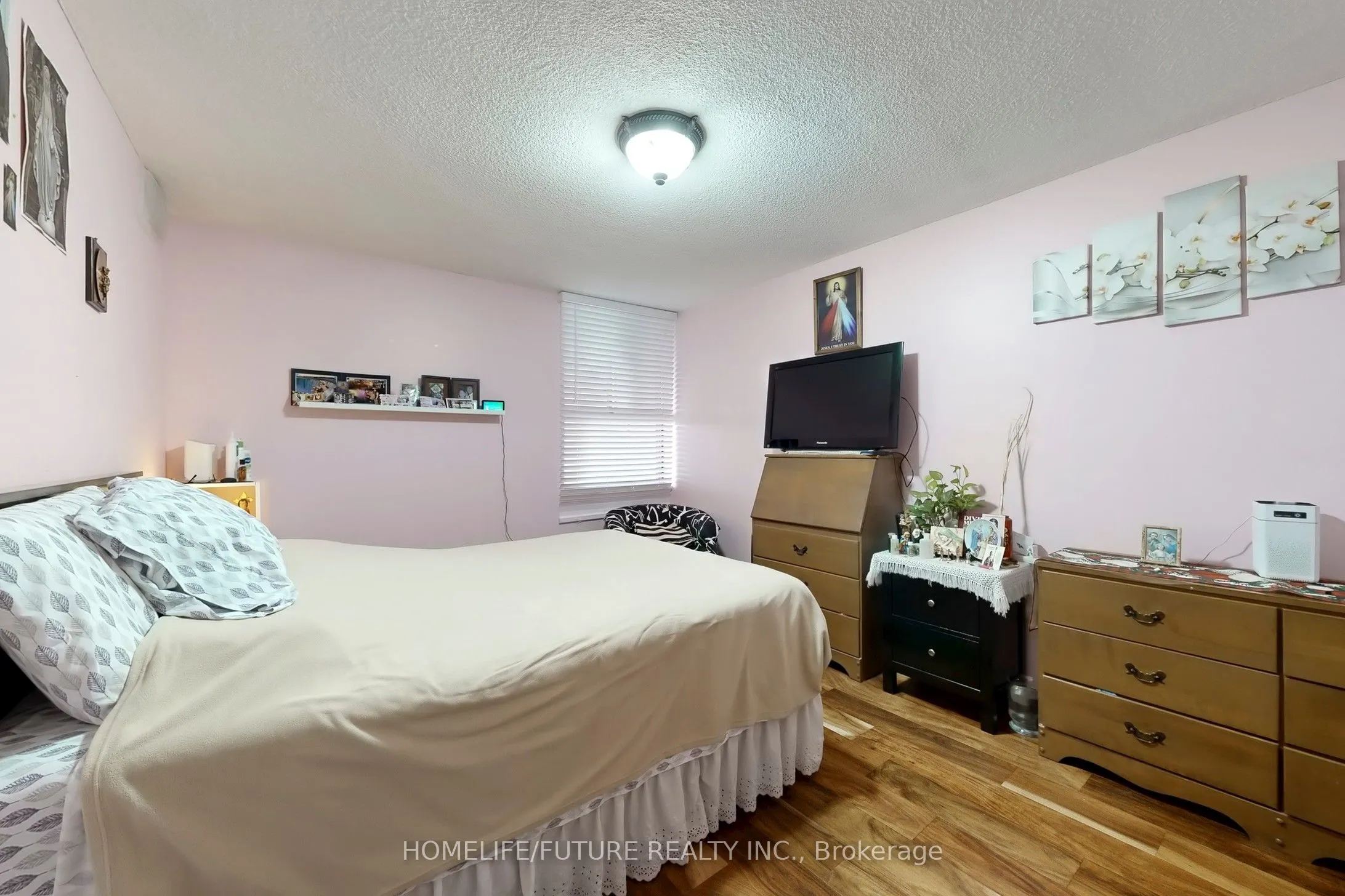 10 Tobermory Drive, #409