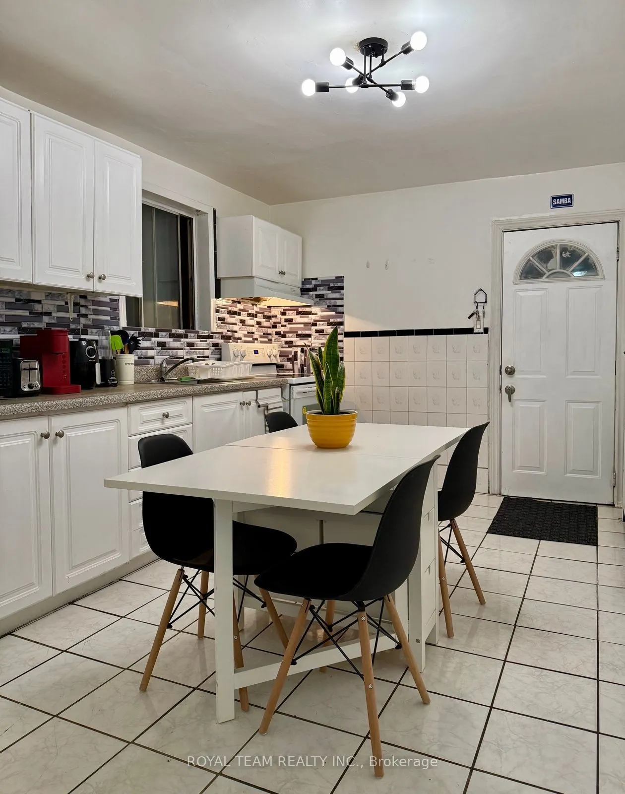 708 Weston Road