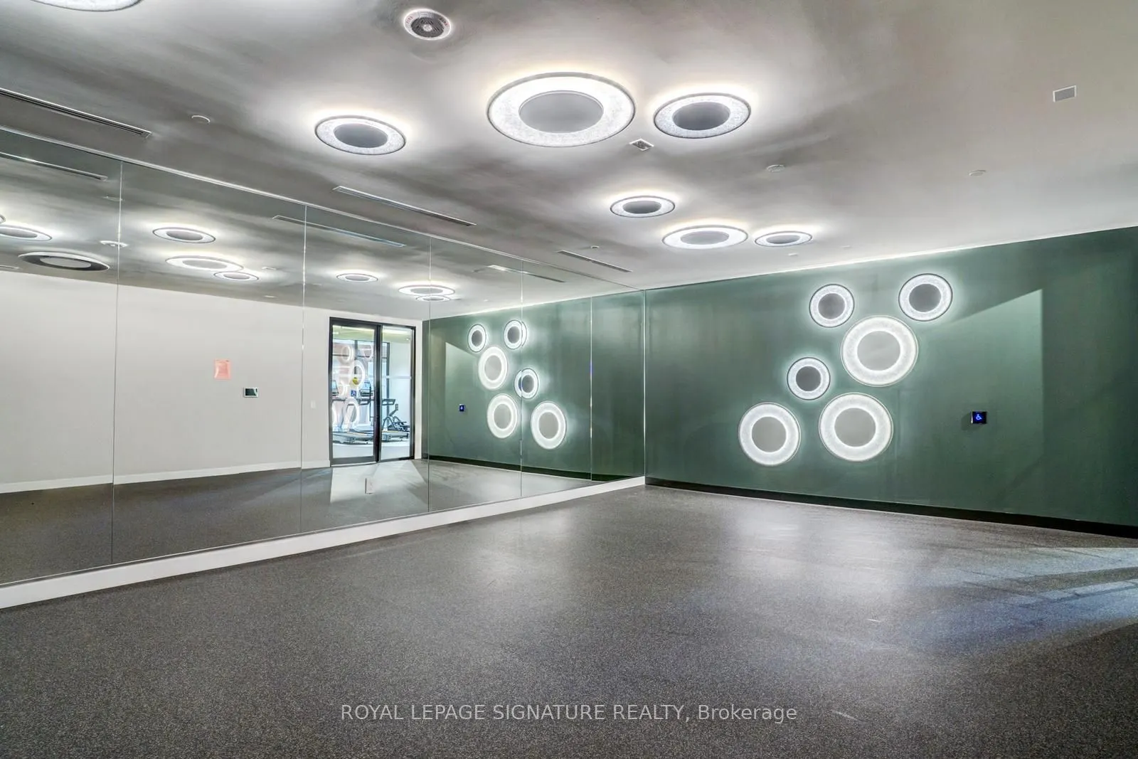 2495 Eglinton Avenue, #1001