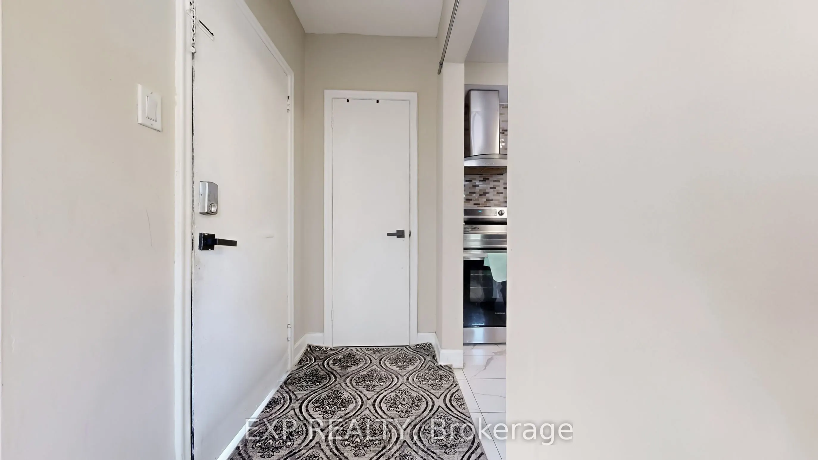 104 Dixon Road N