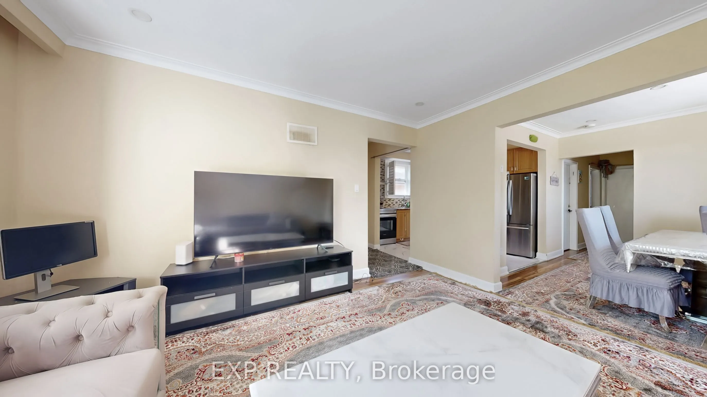 104 Dixon Road N