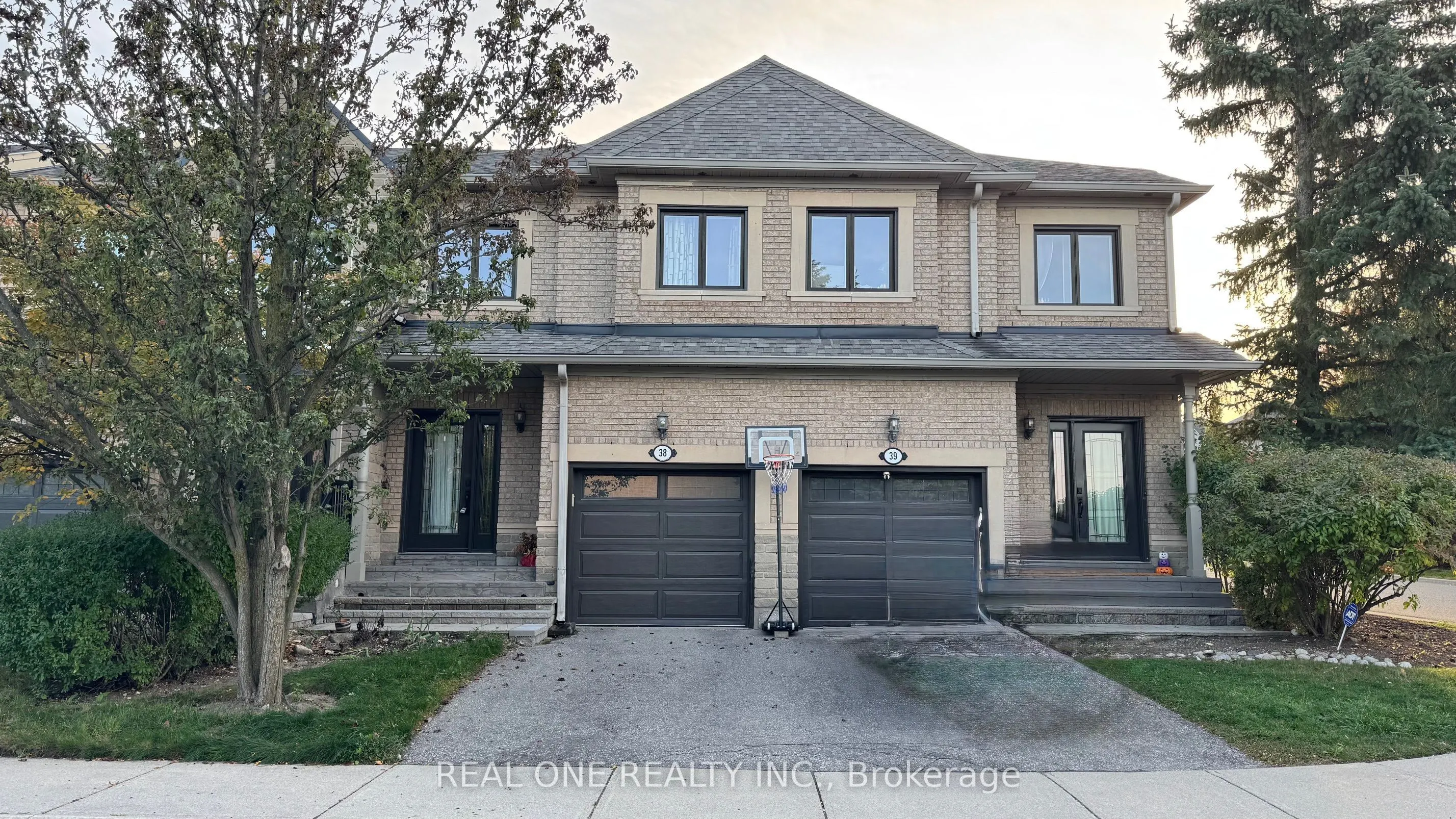 2250 Rockingham Drive, #38