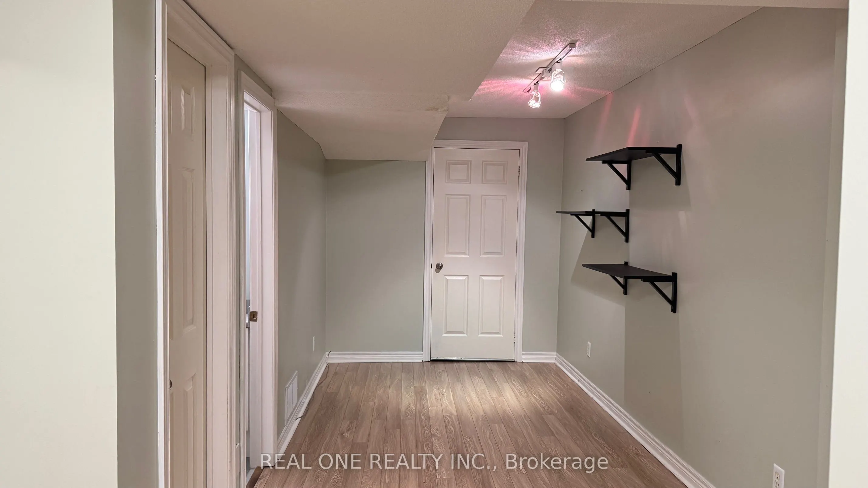 2250 Rockingham Drive, #38