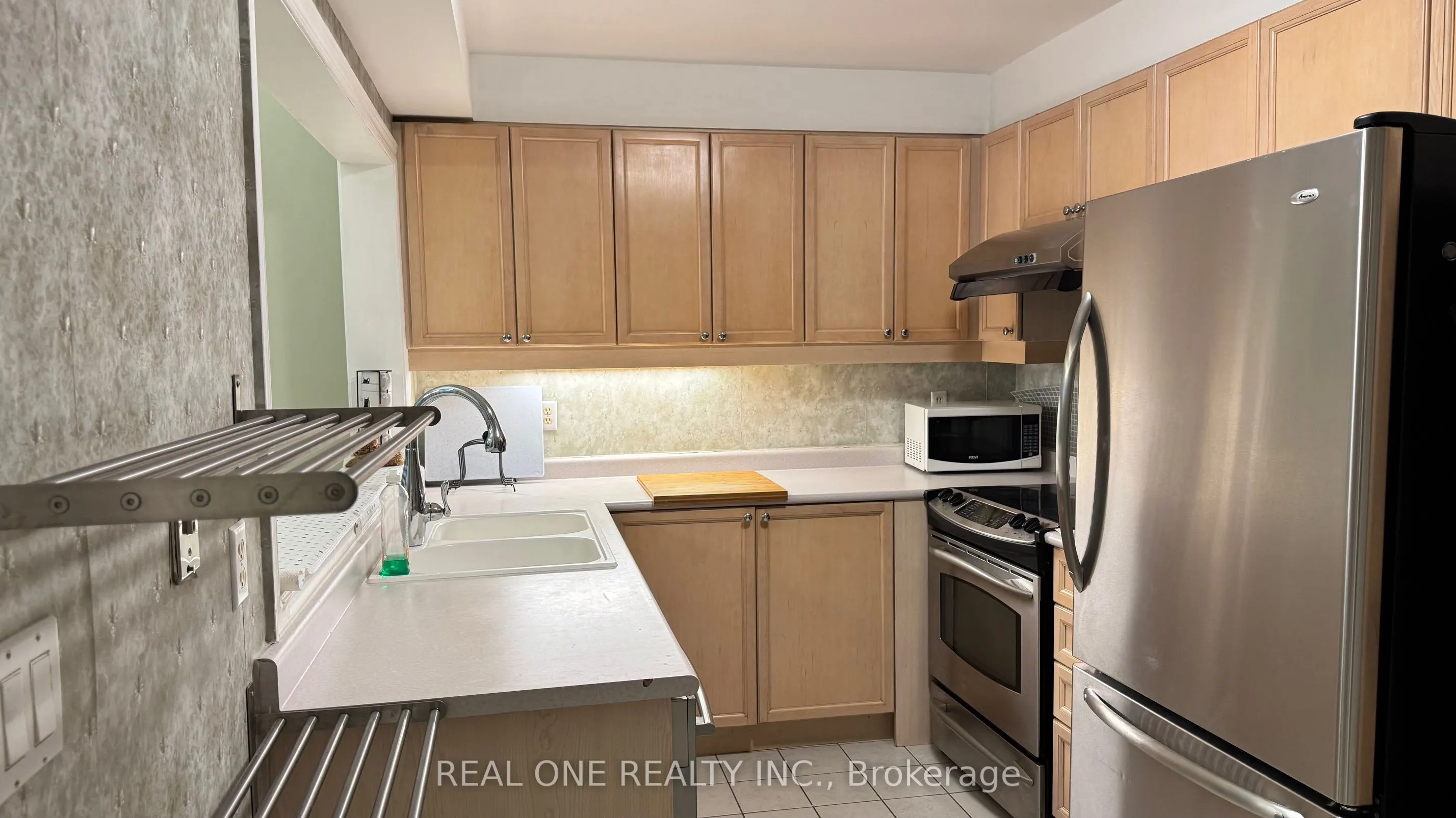 2250 Rockingham Drive, #38