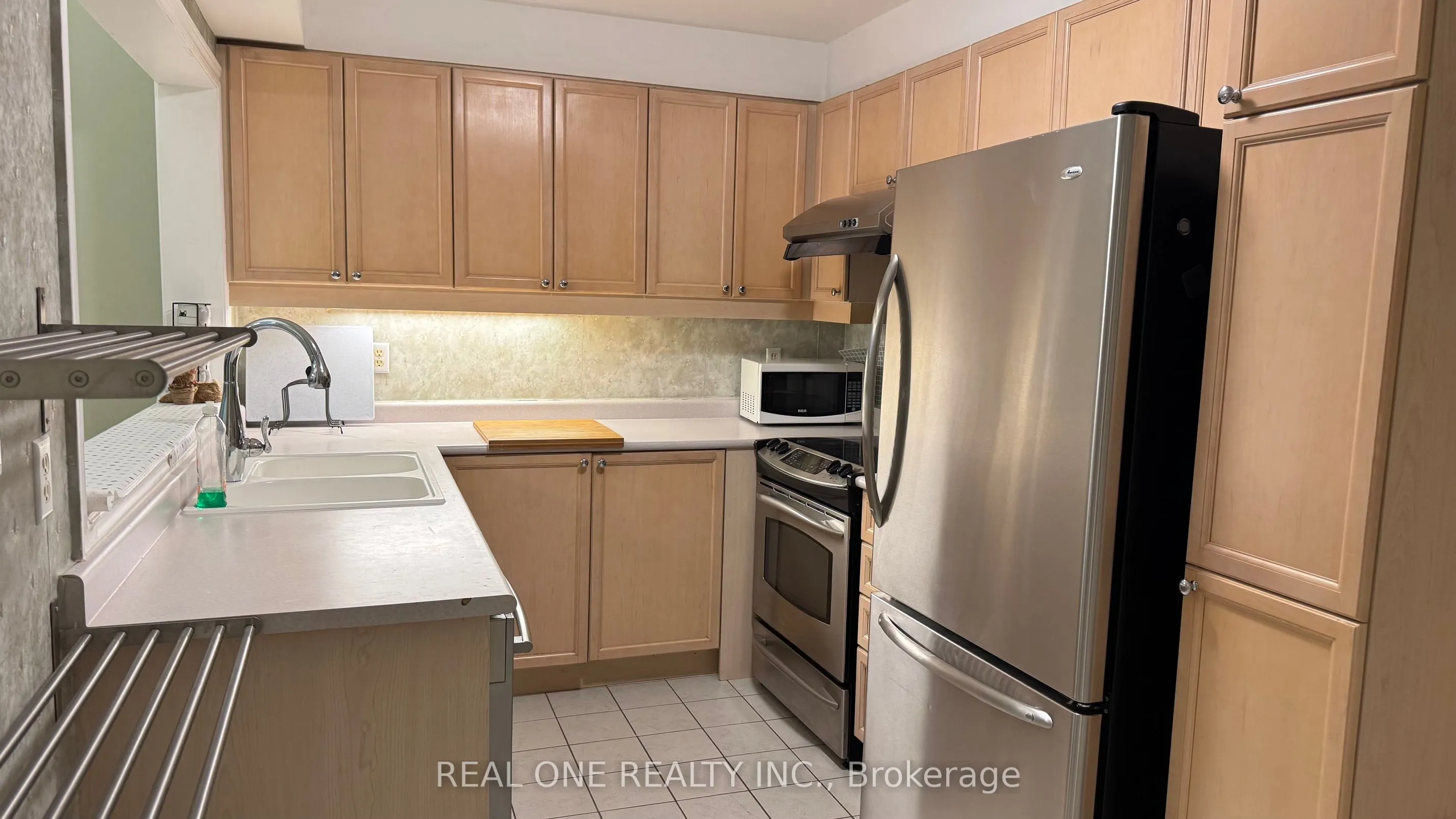 2250 Rockingham Drive, #38