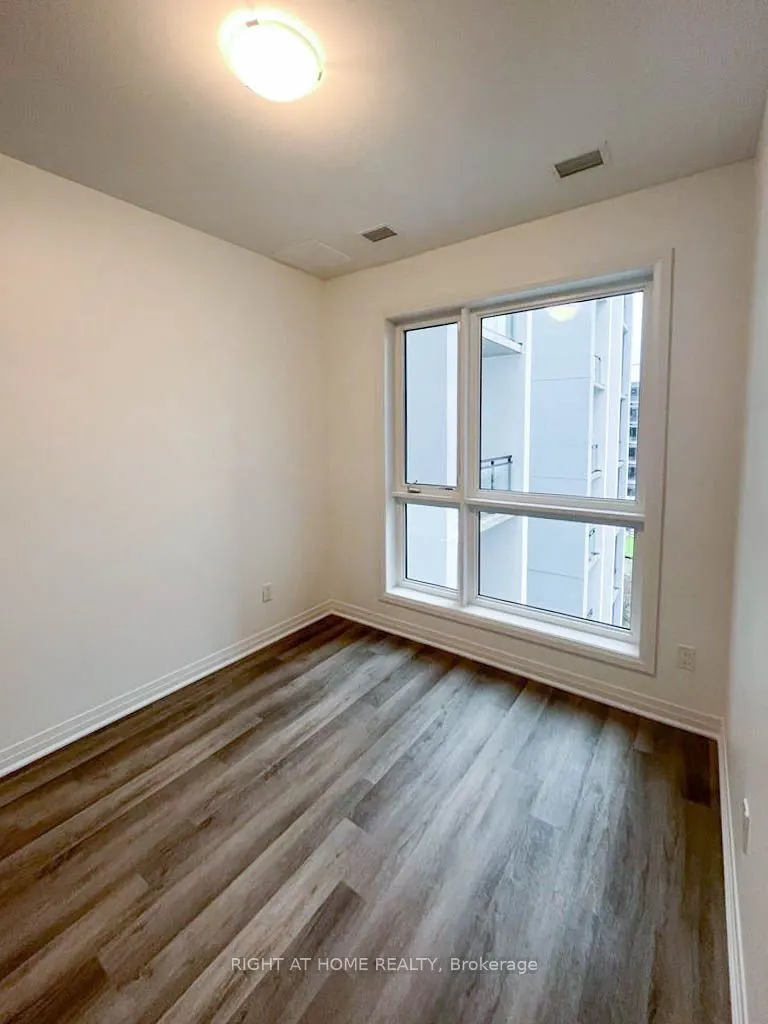 460 Gordon Krantz Avenue, #411