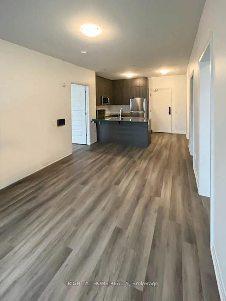 460 Gordon Krantz Avenue, #411