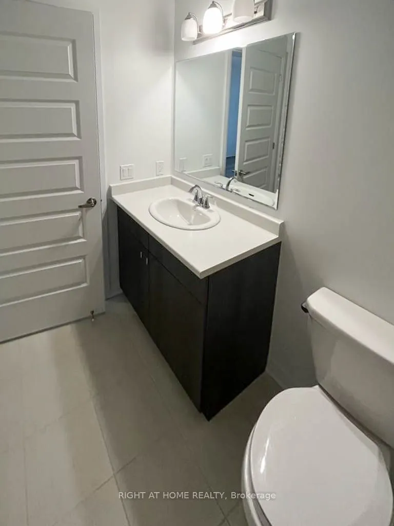 460 Gordon Krantz Avenue, #411