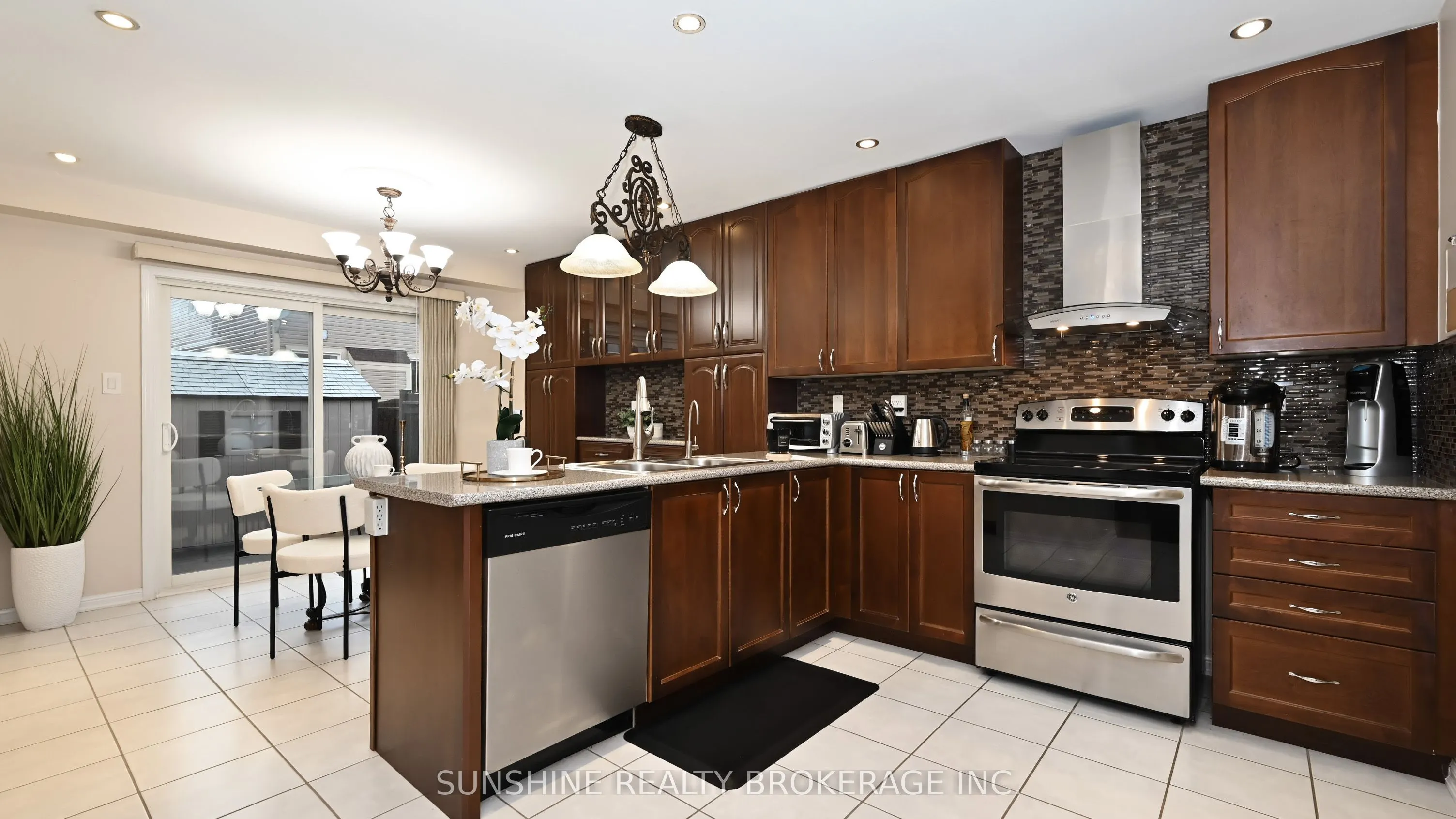 211 Monaghan Crescent