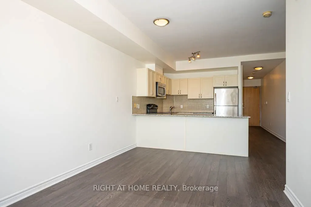 3865 Lake Shore Boulevard W, #509