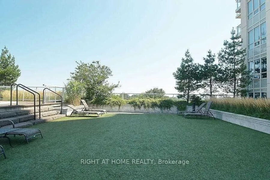 3865 Lake Shore Boulevard W, #509