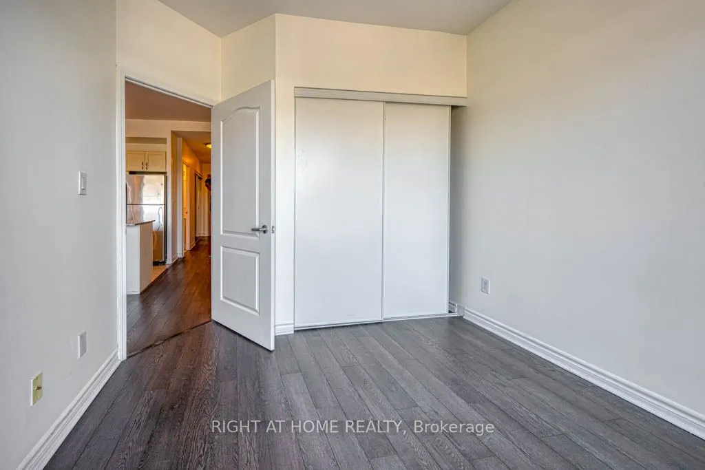 3865 Lake Shore Boulevard W, #509