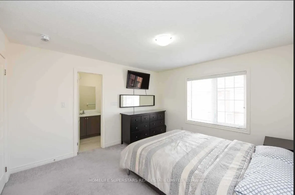 9 Aspen Hills Road, #40