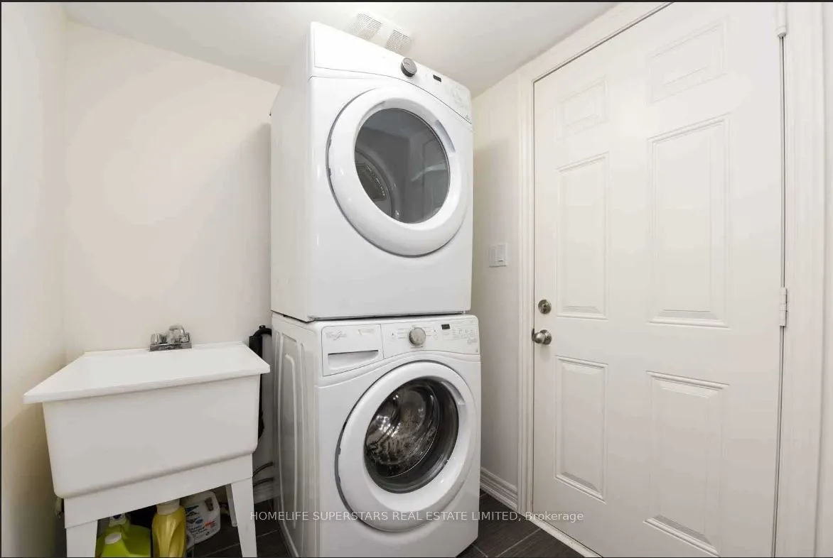 9 Aspen Hills Road, #40