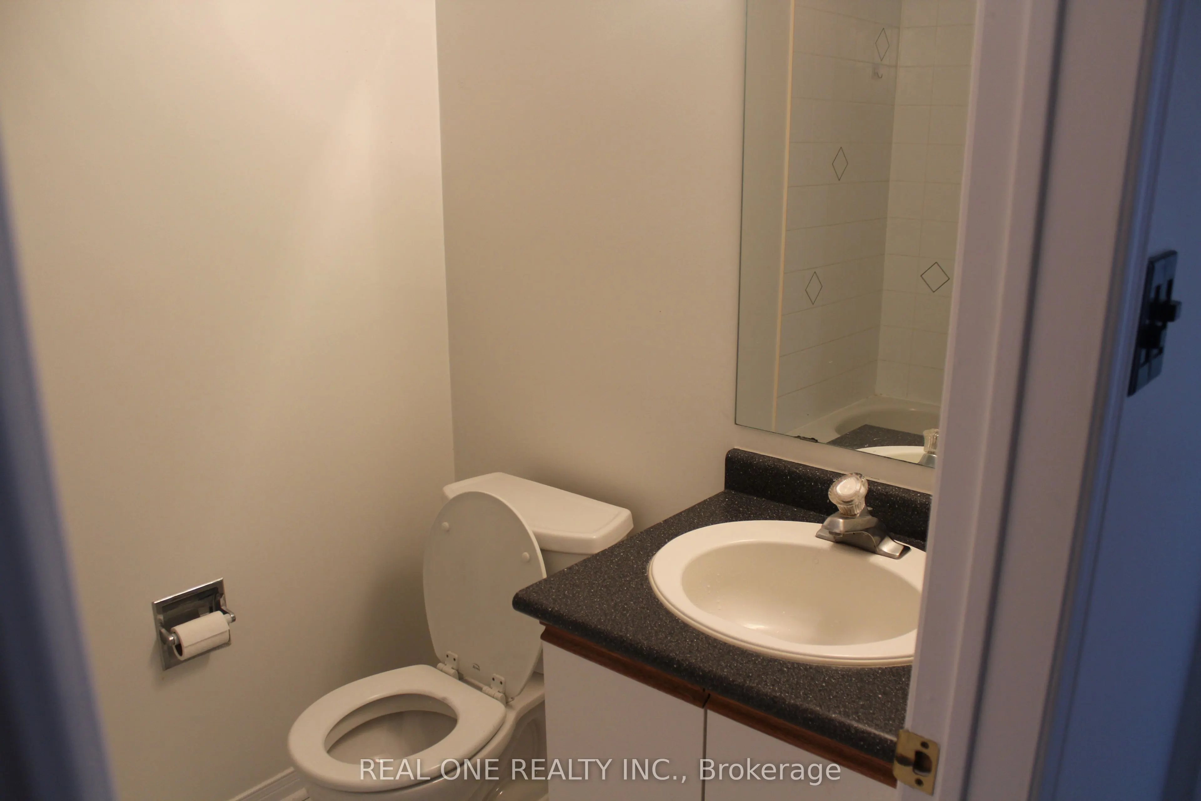 2550 Thomas Street, #27