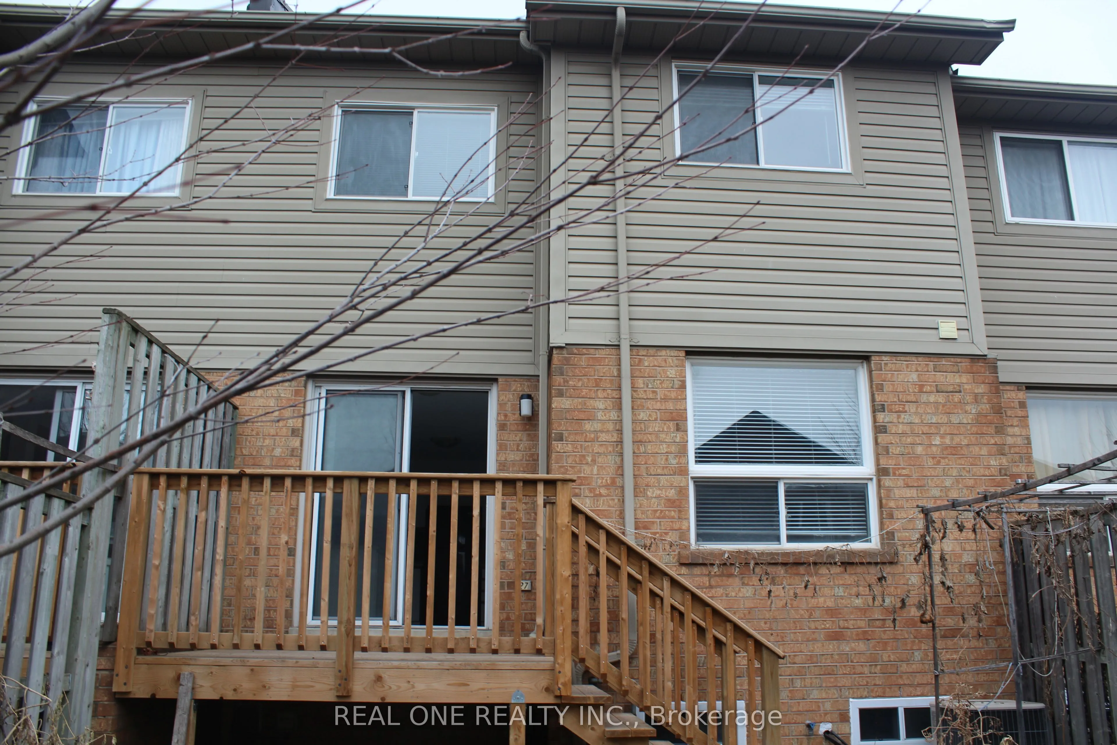 2550 Thomas Street, #27