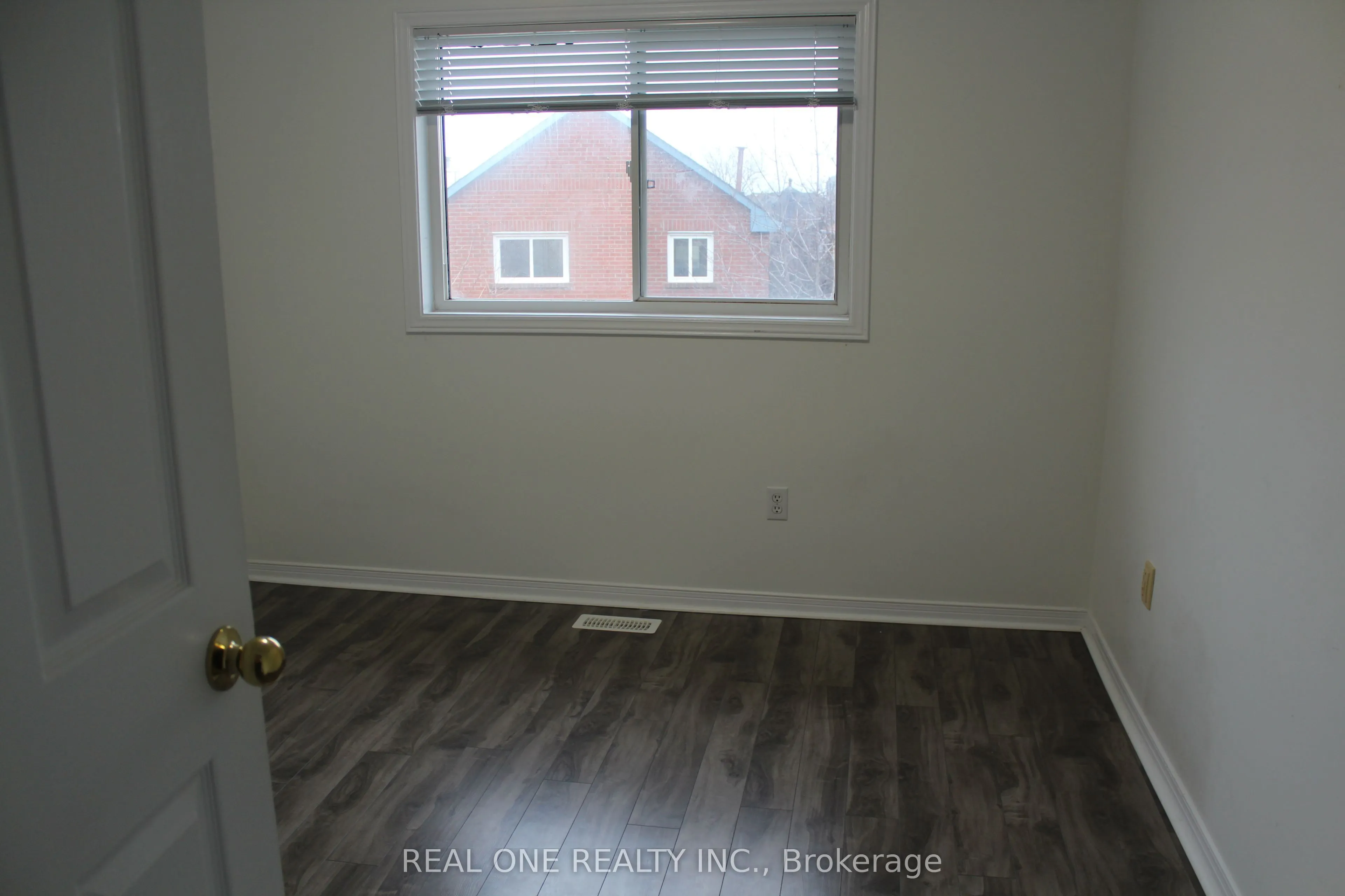 2550 Thomas Street, #27