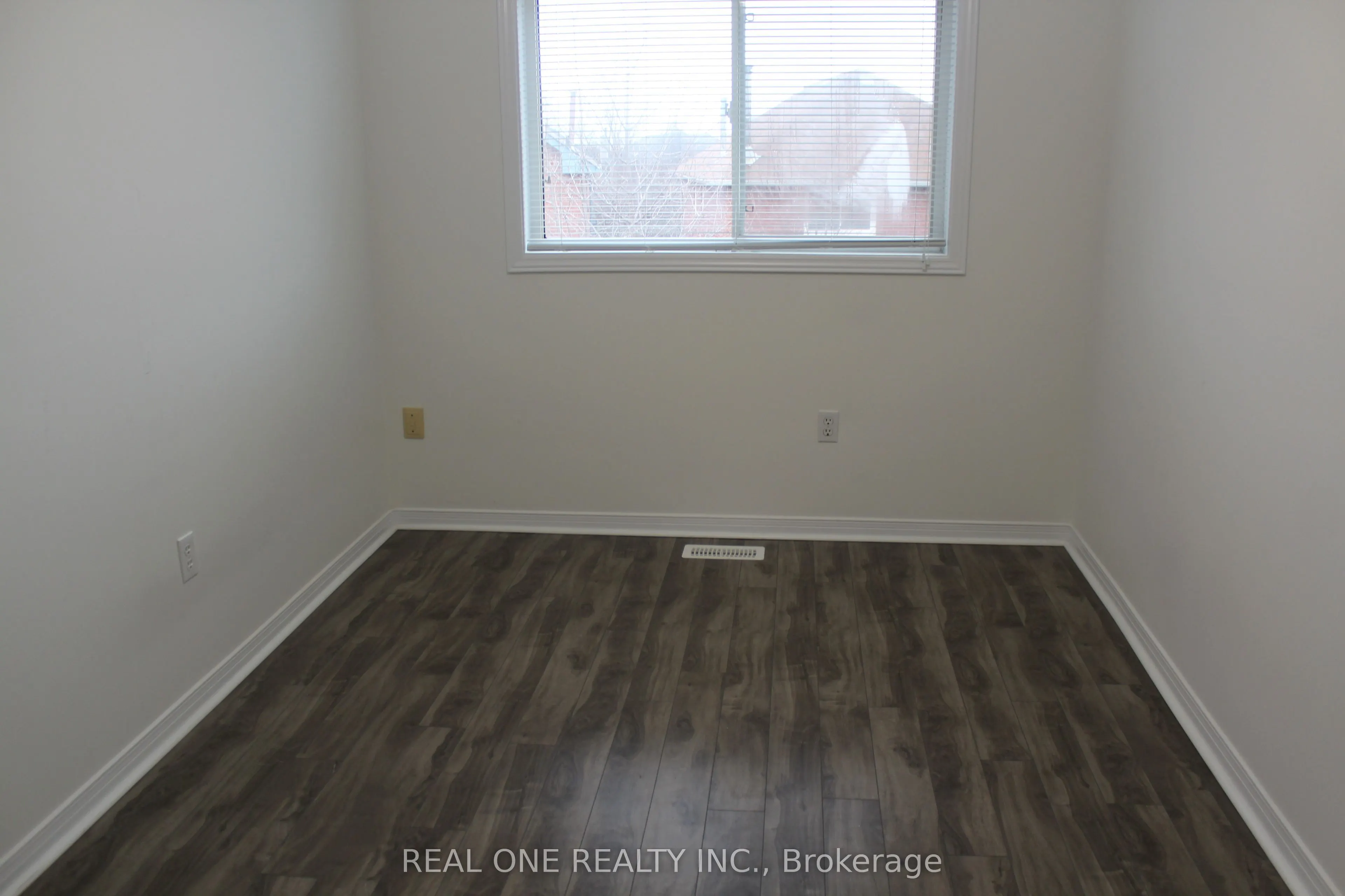 2550 Thomas Street, #27