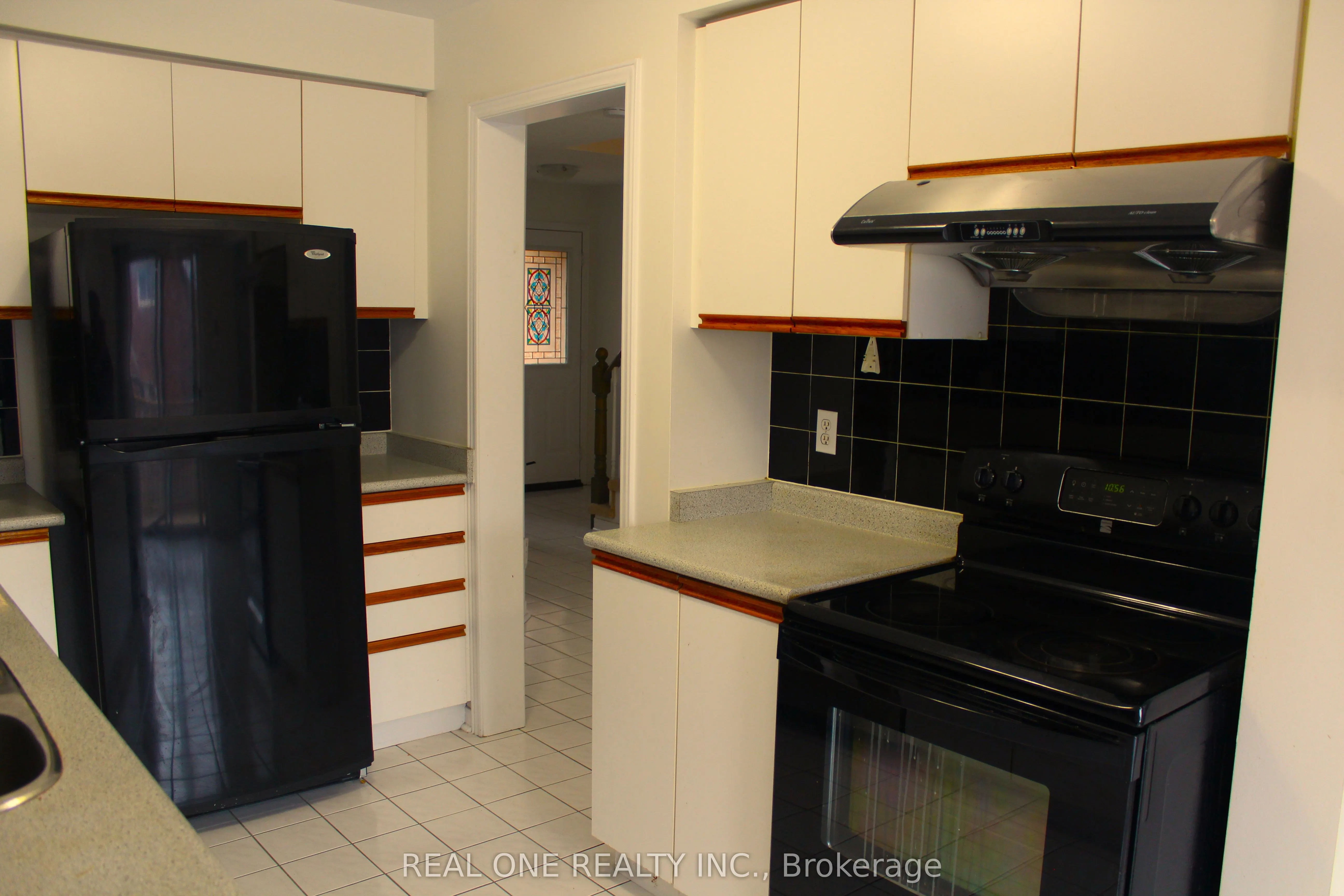 2550 Thomas Street, #27