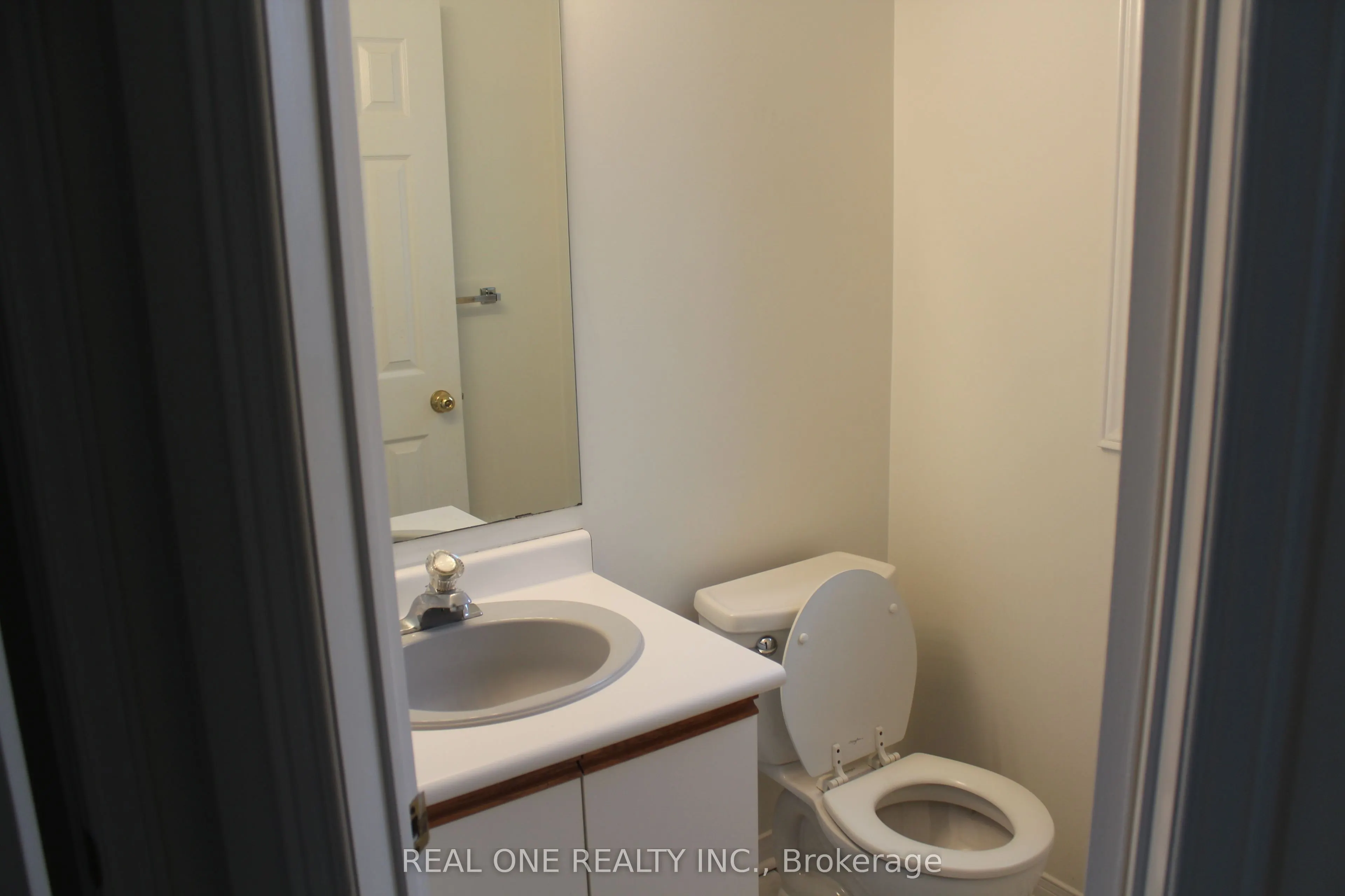 2550 Thomas Street, #27