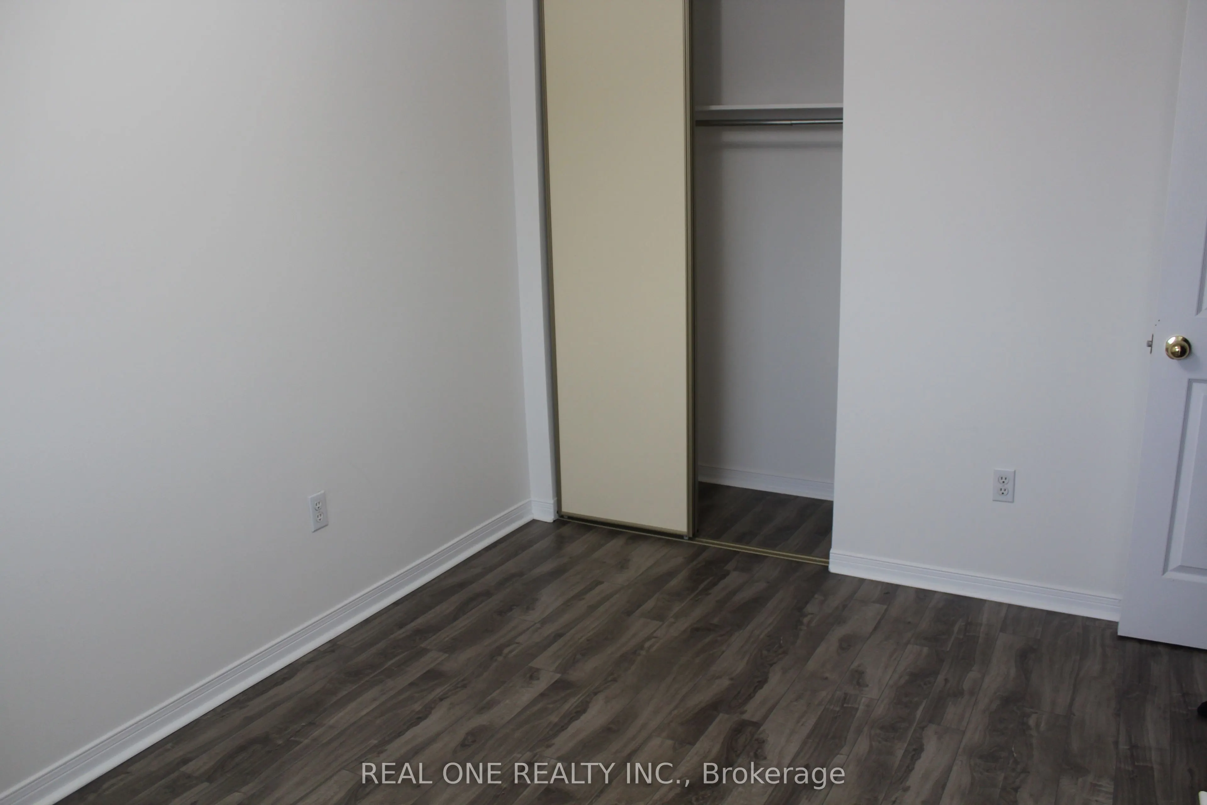 2550 Thomas Street, #27