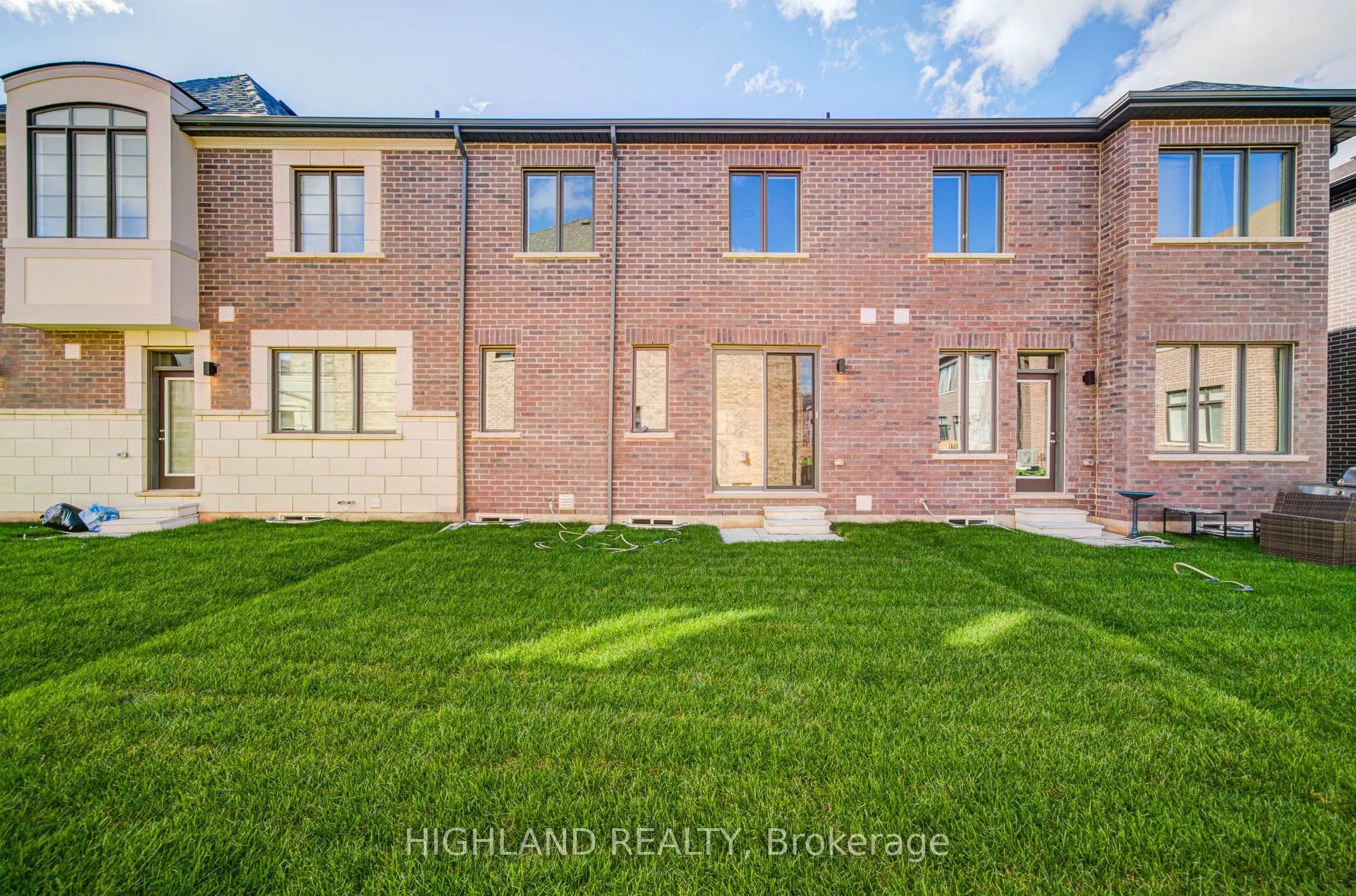 3149 Meadowridge Drive