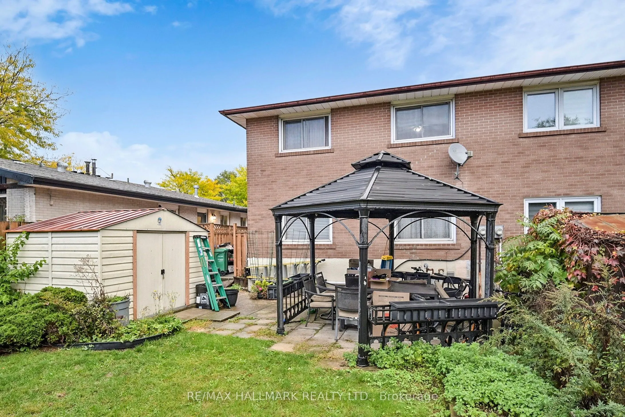 2066 Fontwell Crescent