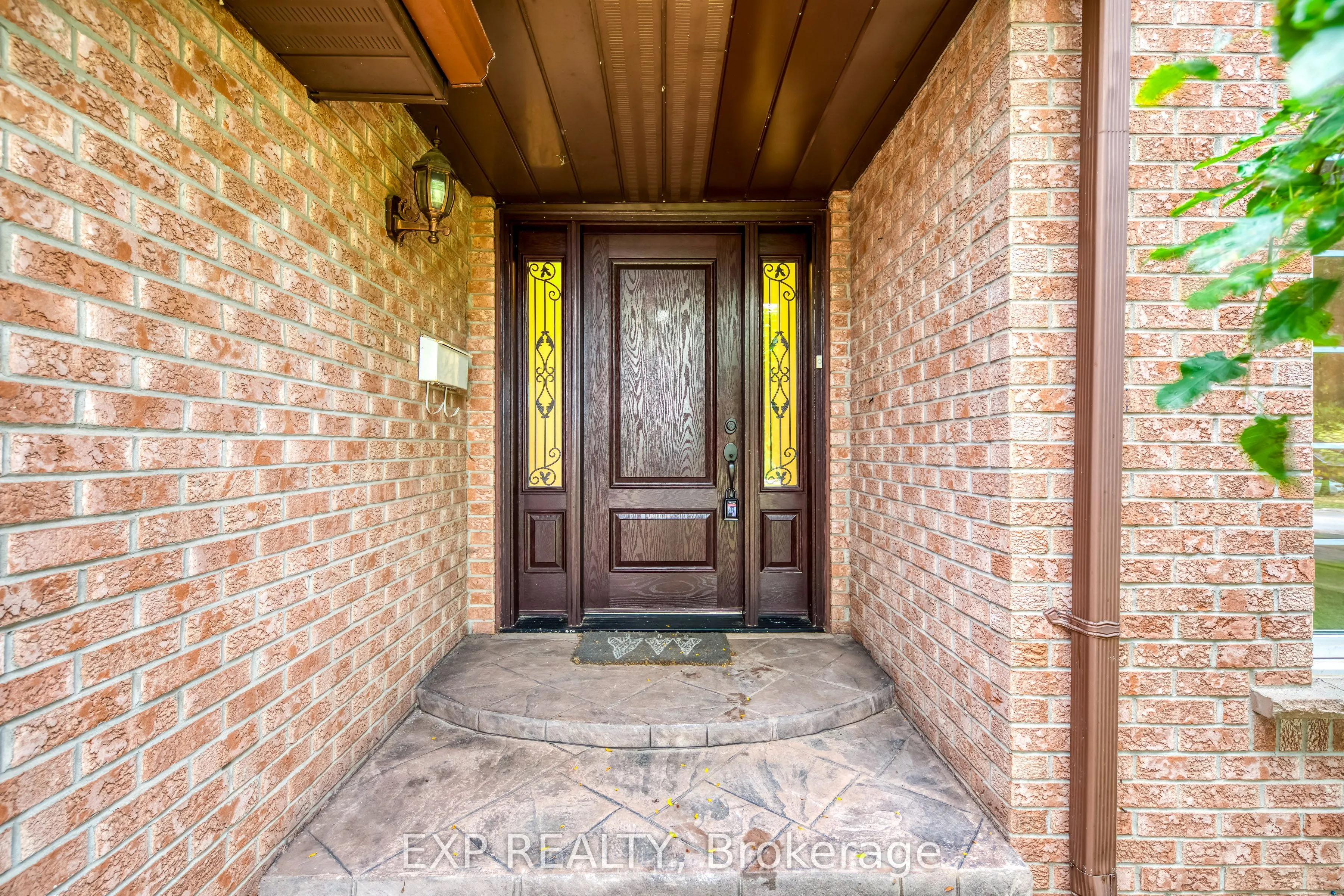 1135 Montrose Abbey Drive