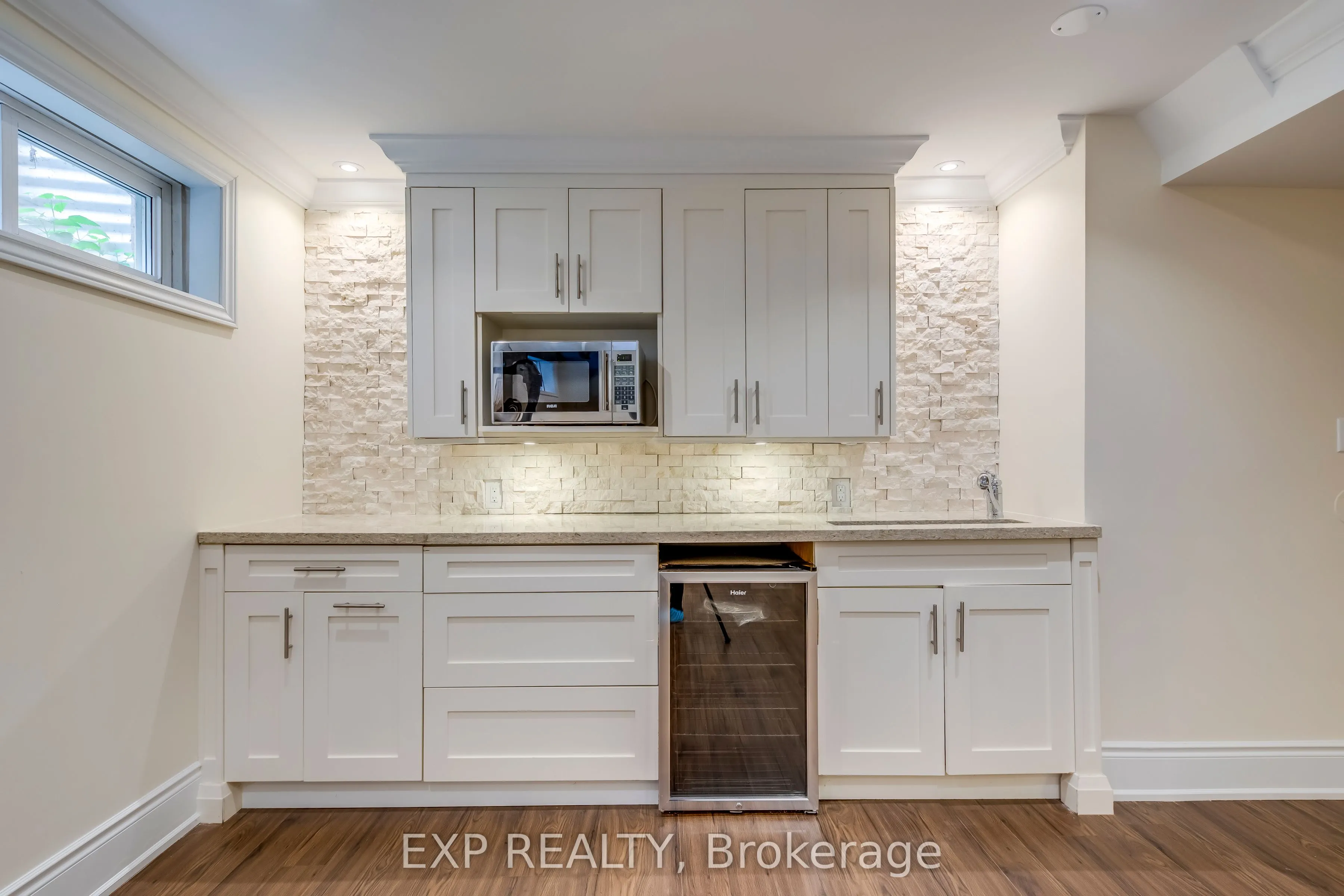 1135 Montrose Abbey Drive