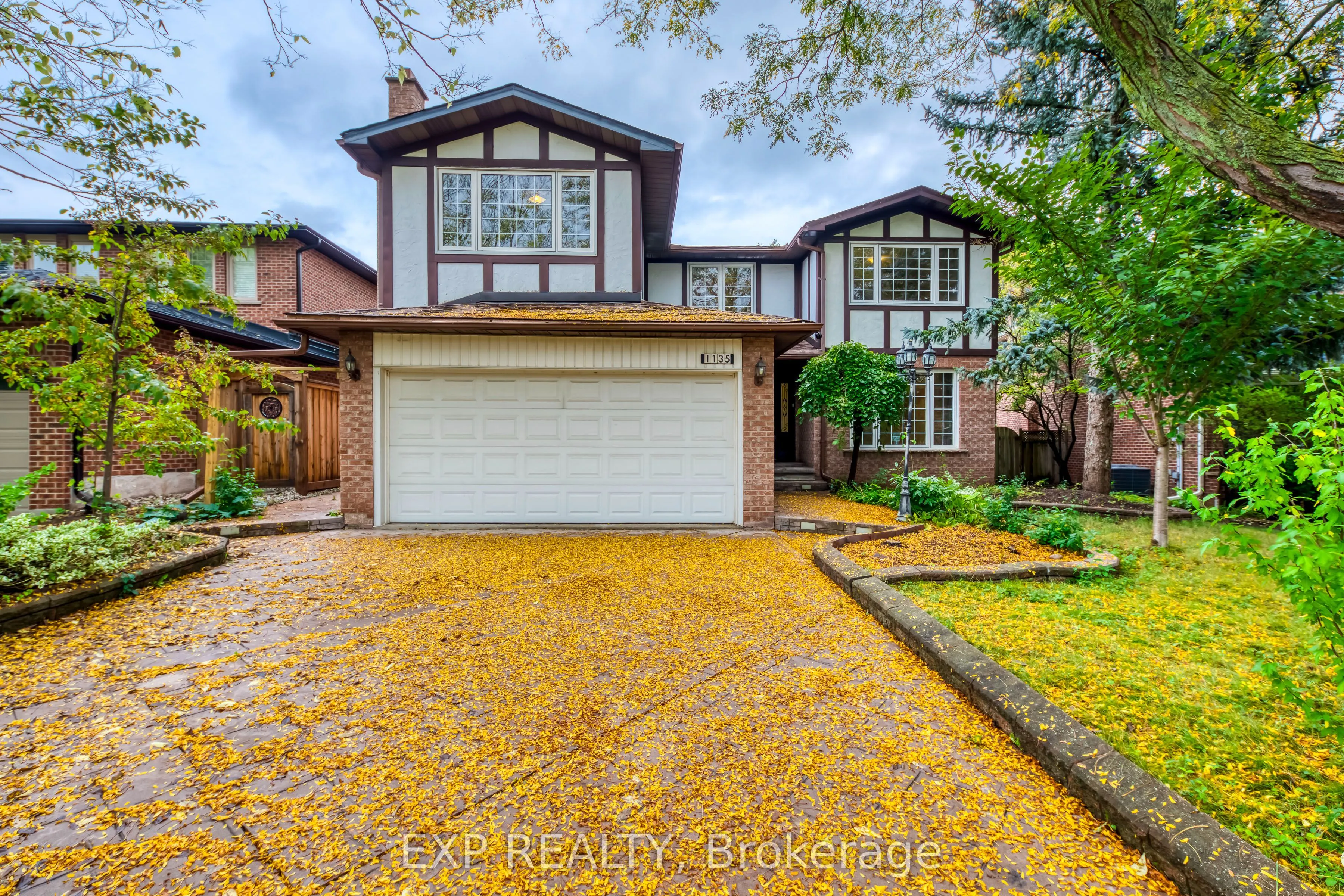 1135 Montrose Abbey Drive