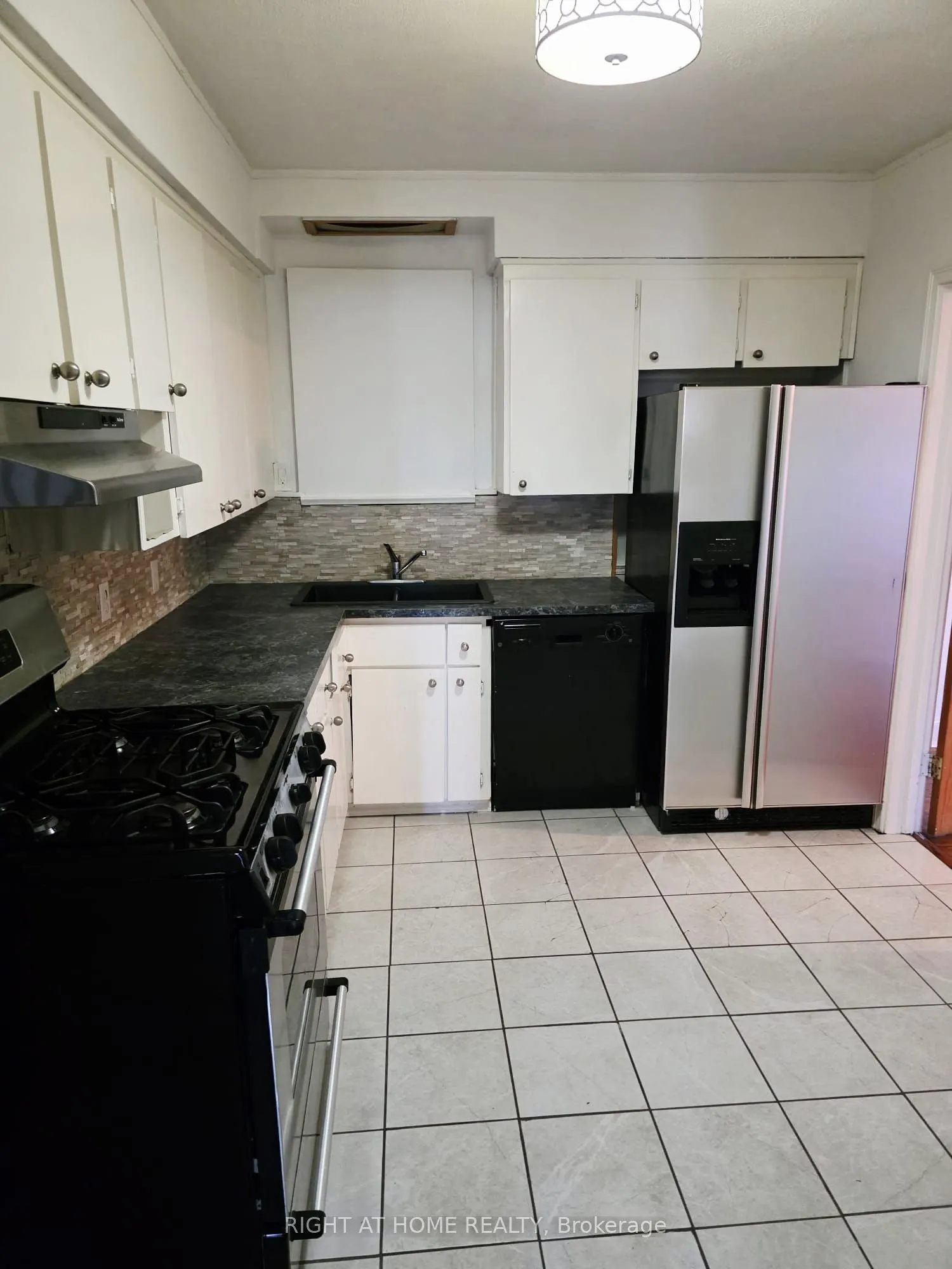 339 -Unit1 Ranee Avenue