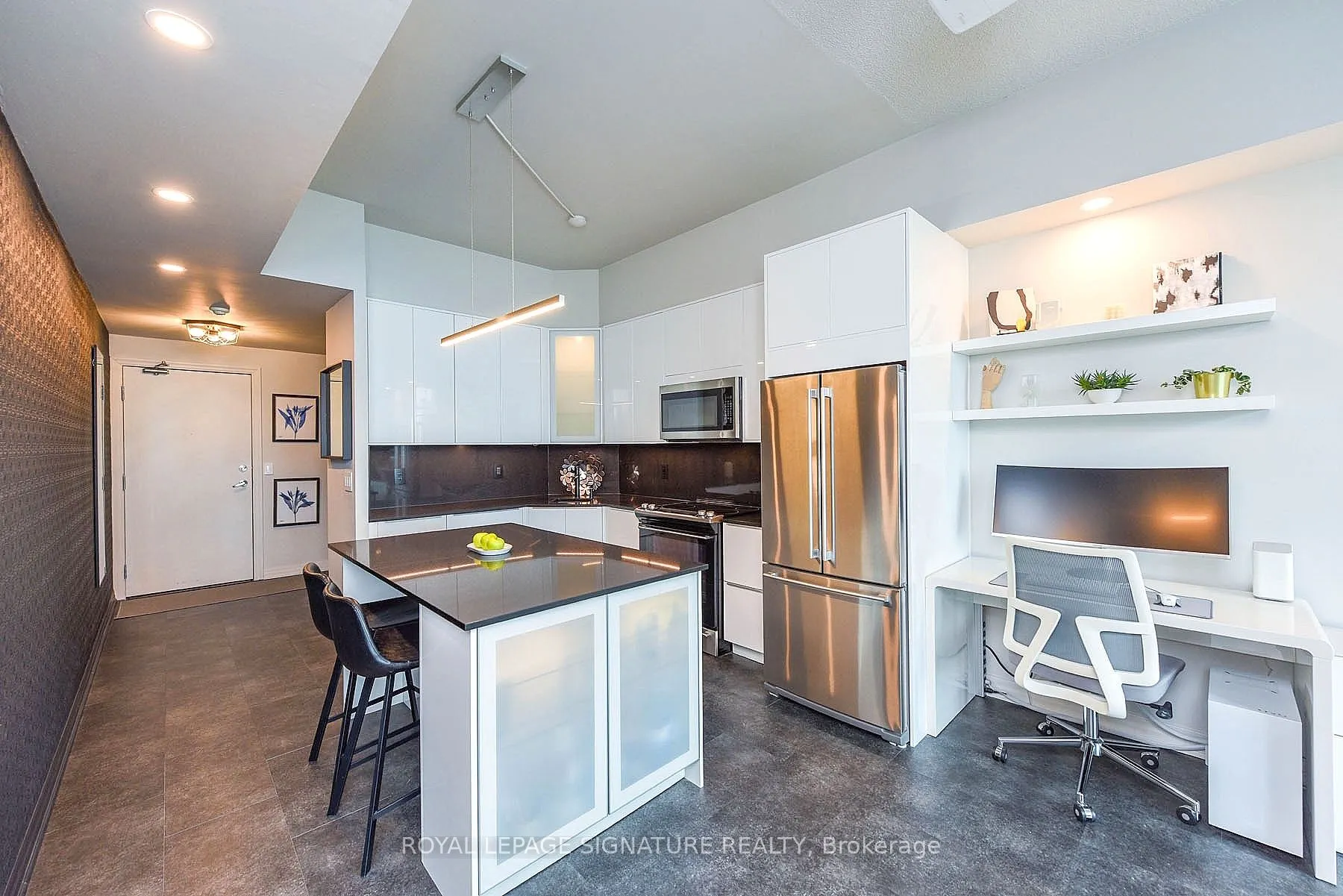 223 Webb Drive, #PH3507