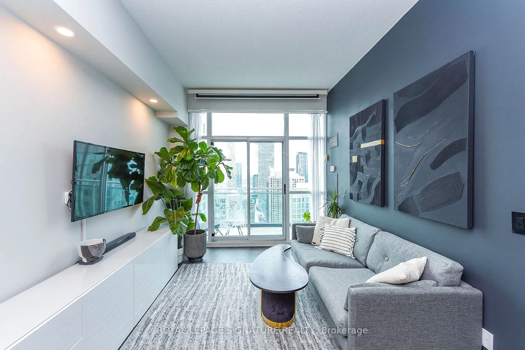 223 Webb Drive, #PH3507