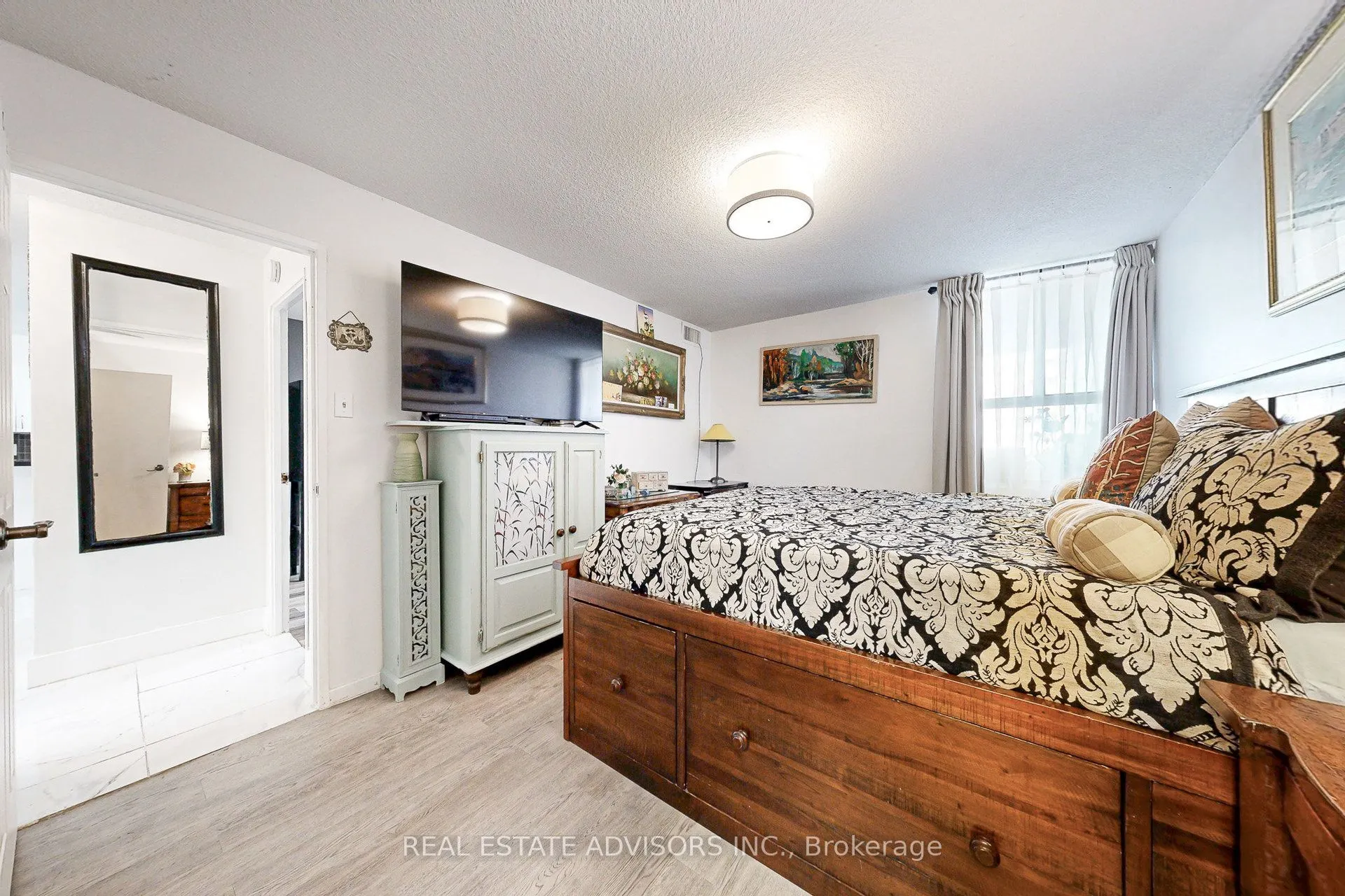 10 Tobermory Drive, #705