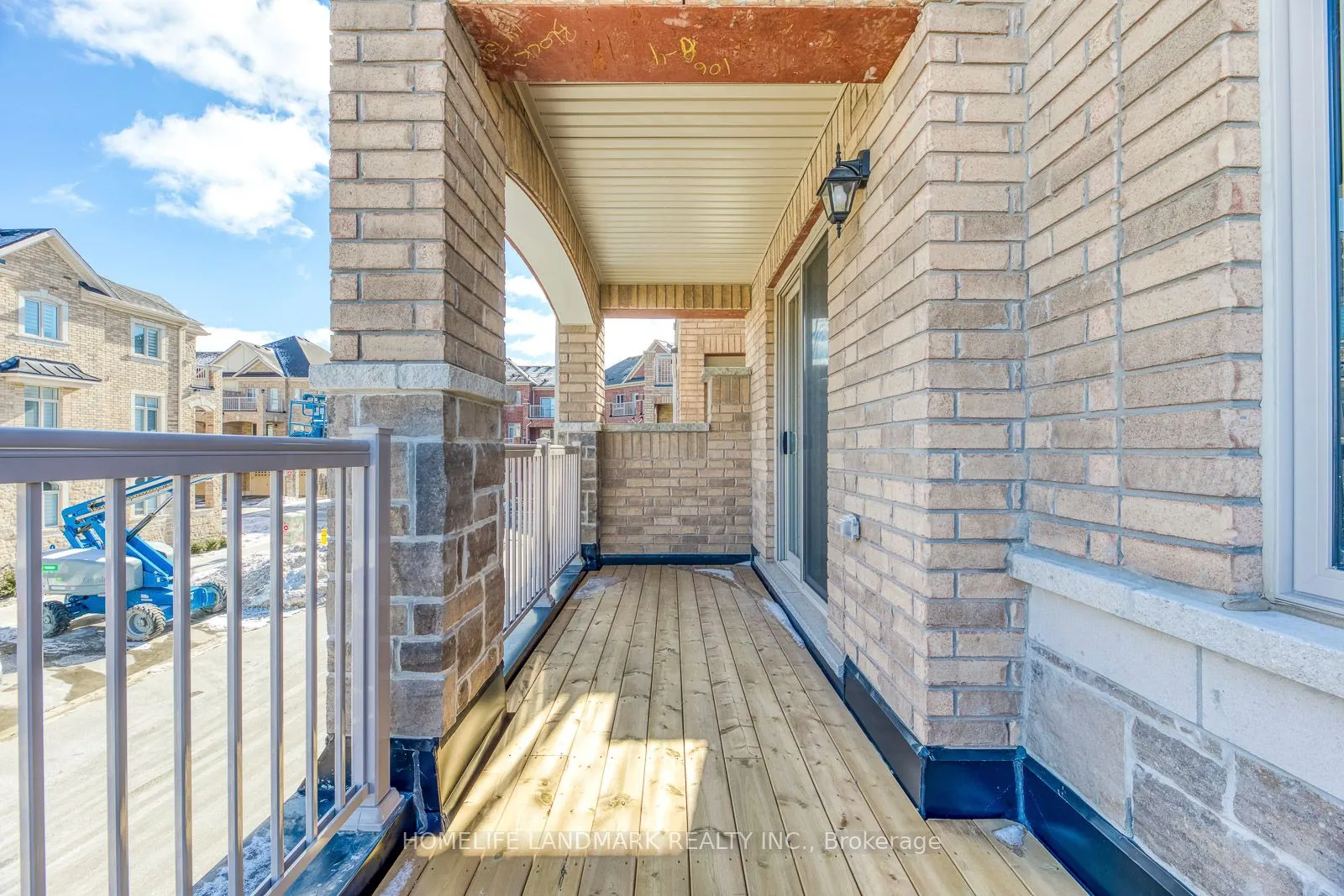 454 Silver Maple Road