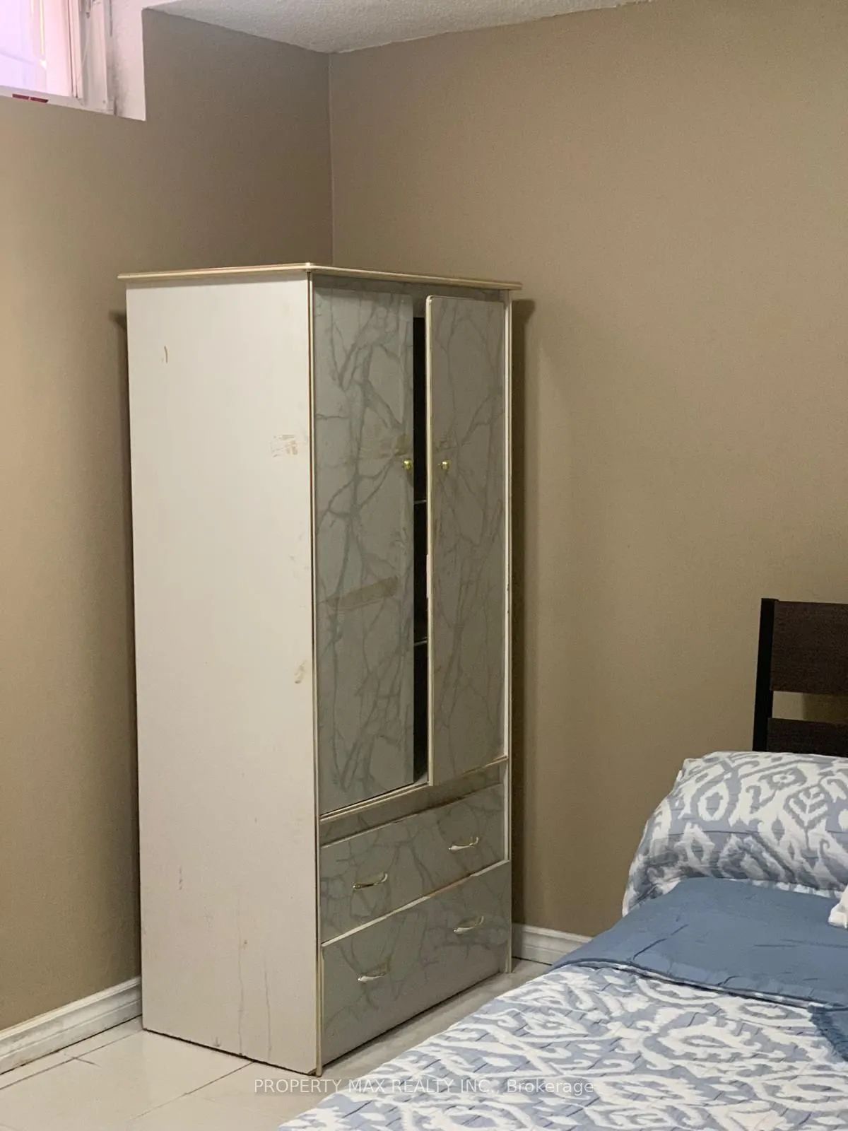 24 White Tail Crescent, #Bsmt