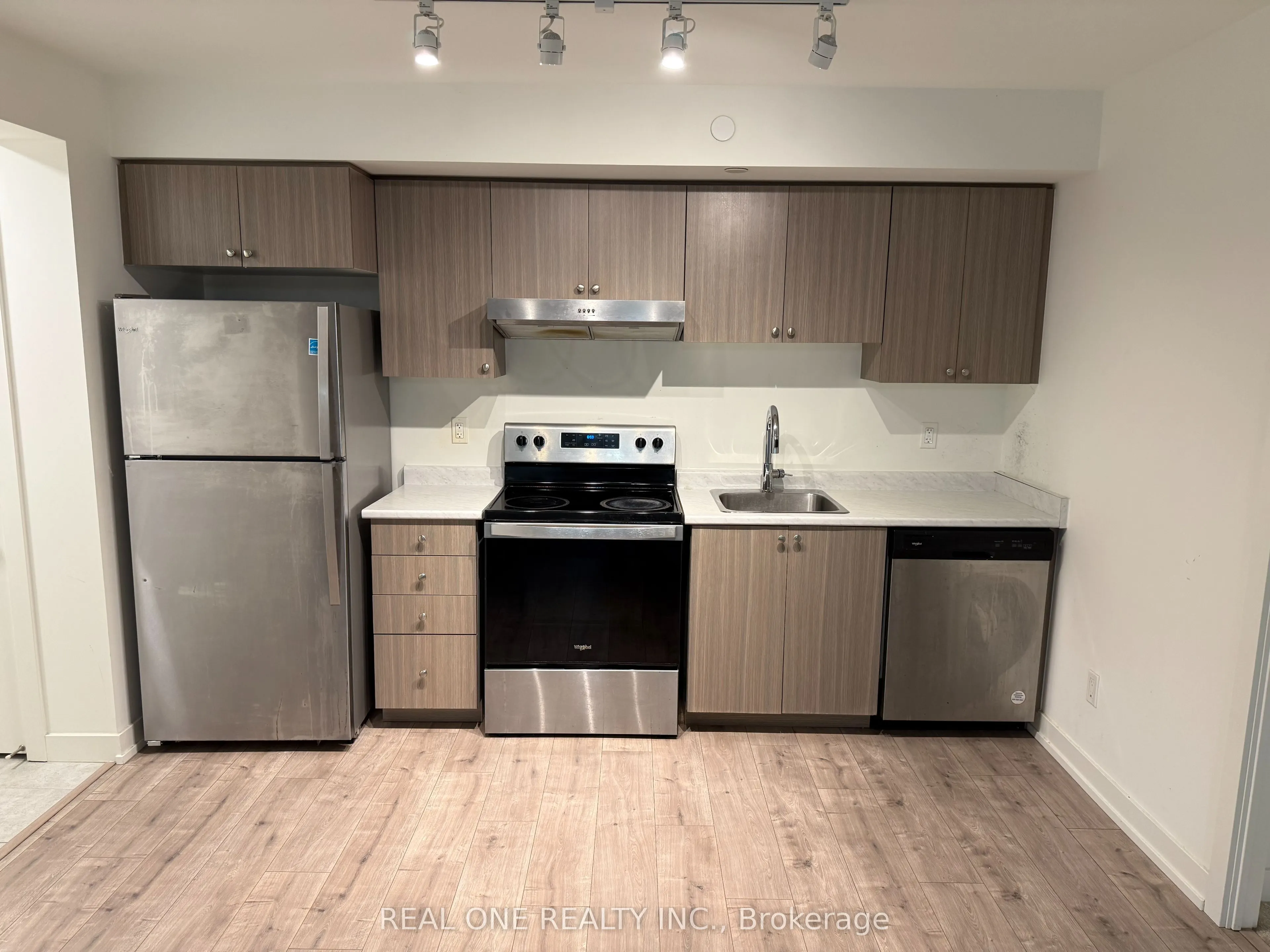 10 Wilby Crescent, #1206