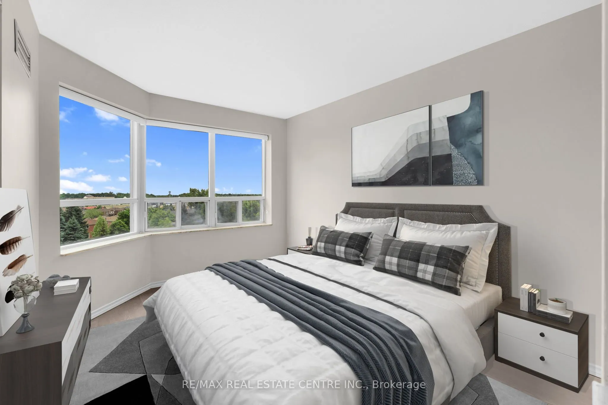 335 Webb Drive, #609