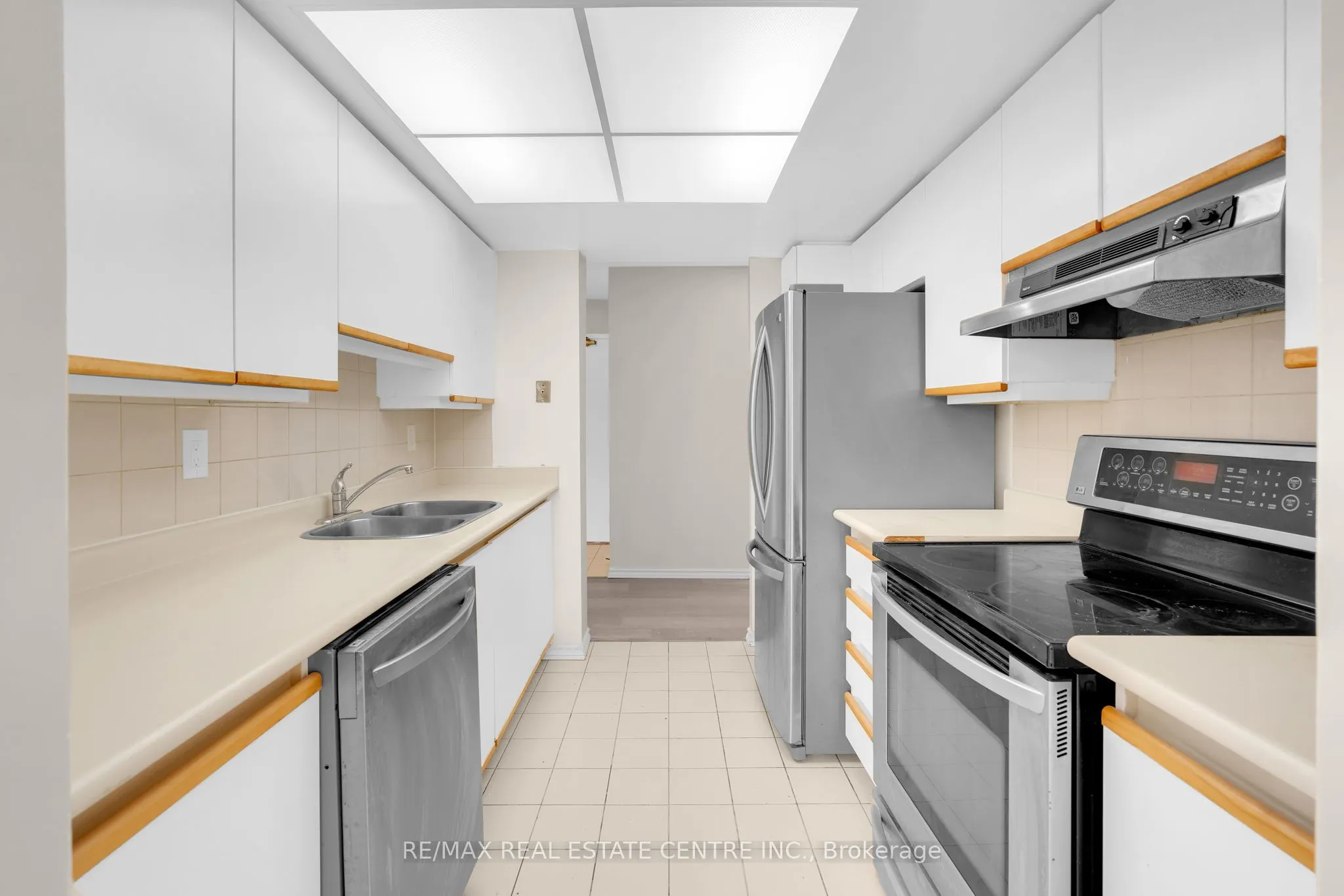 335 Webb Drive, #609