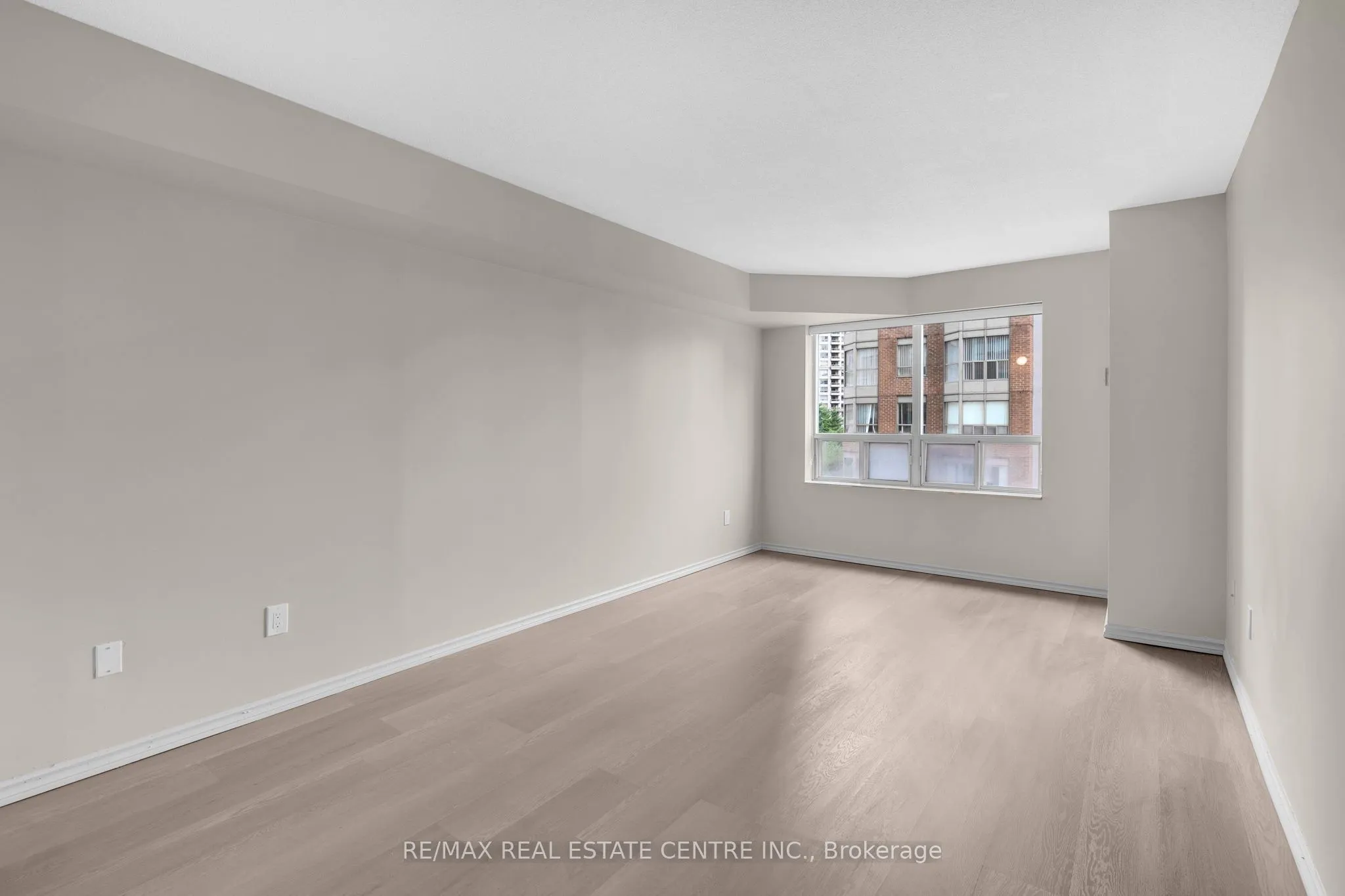 335 Webb Drive, #609