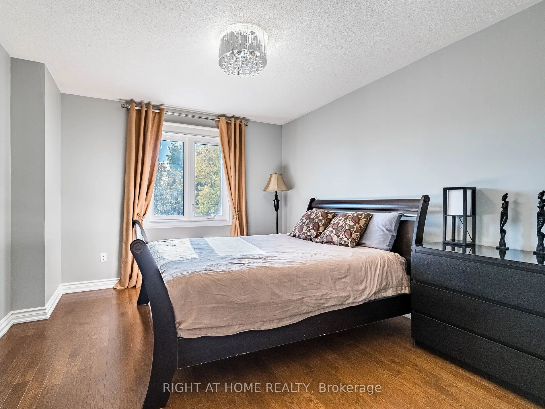 1477 Ballantrae Drive